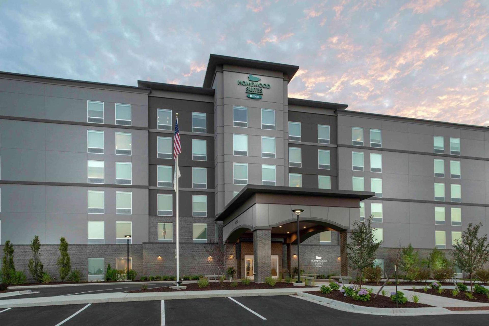 Homewood Suites By Hilton Lansing Eastwood photo 1