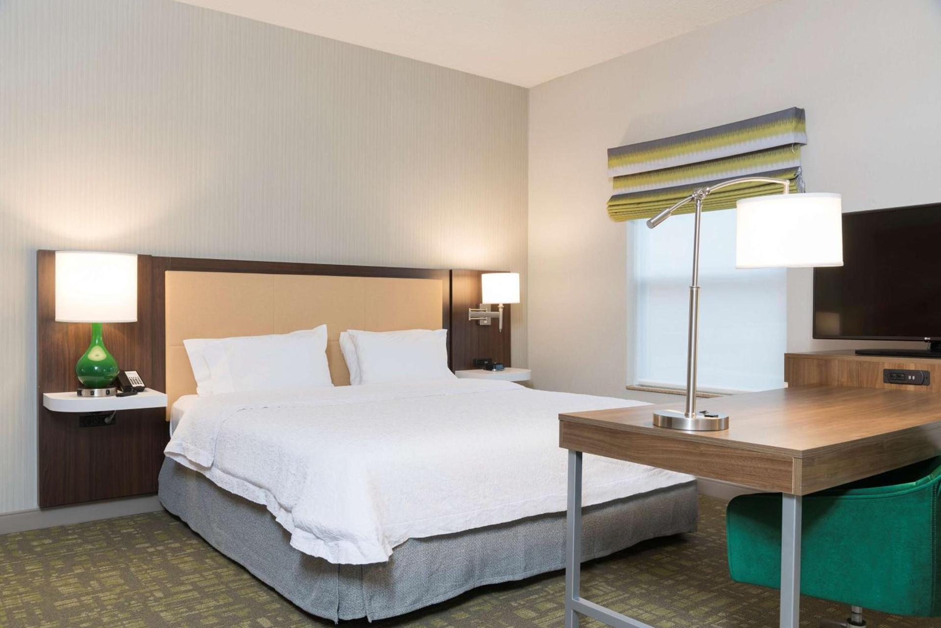 Hampton Inn & Suites East Lansing photo 14