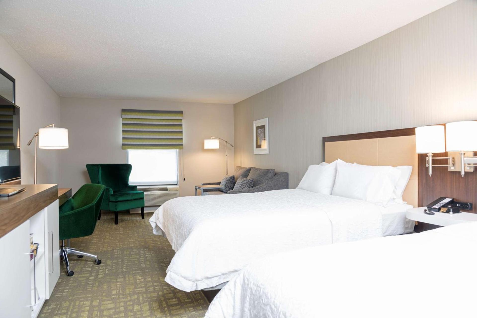Hampton Inn & Suites East Lansing photo 16
