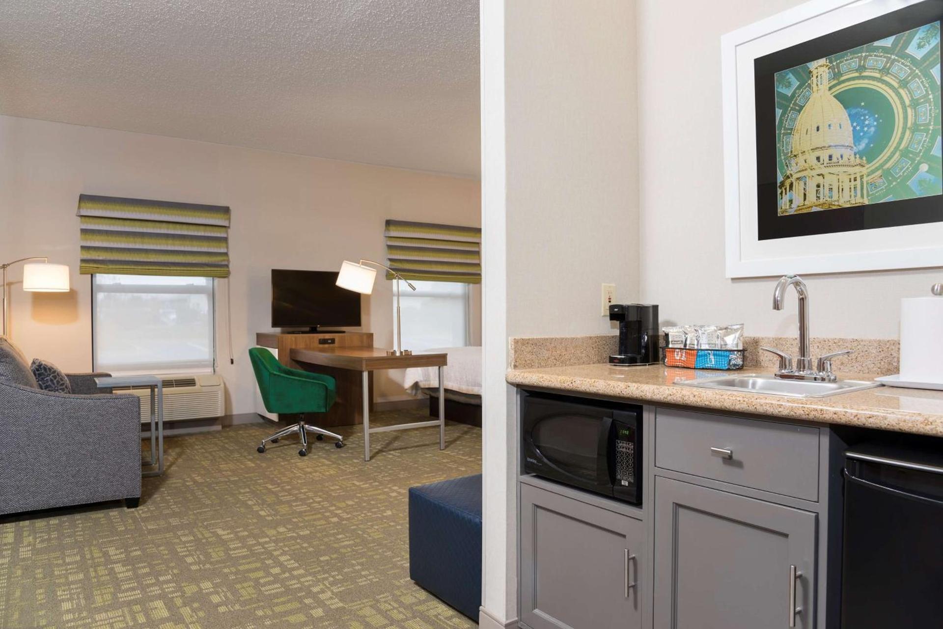Hampton Inn & Suites East Lansing photo 30