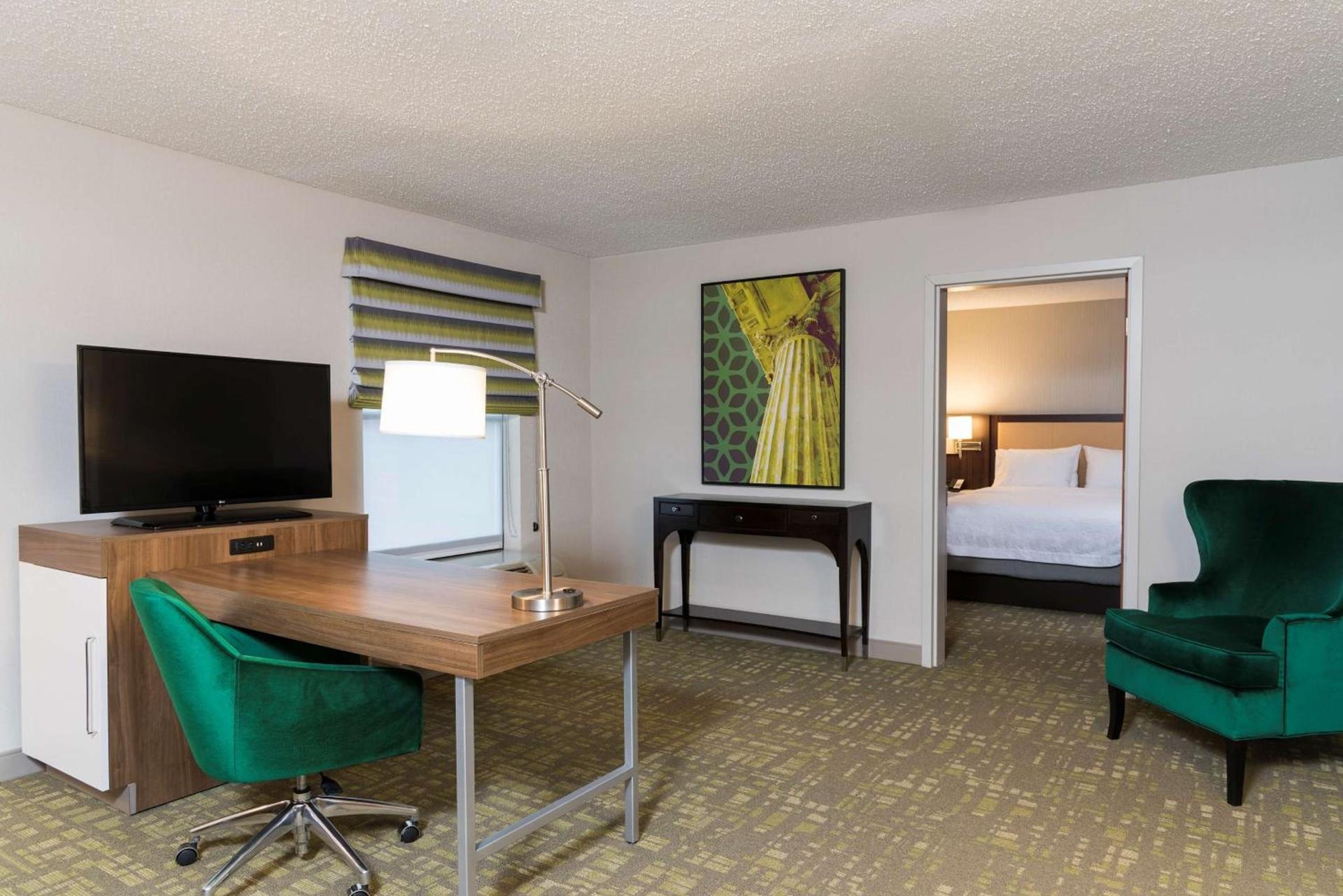 Hampton Inn & Suites East Lansing photo 35