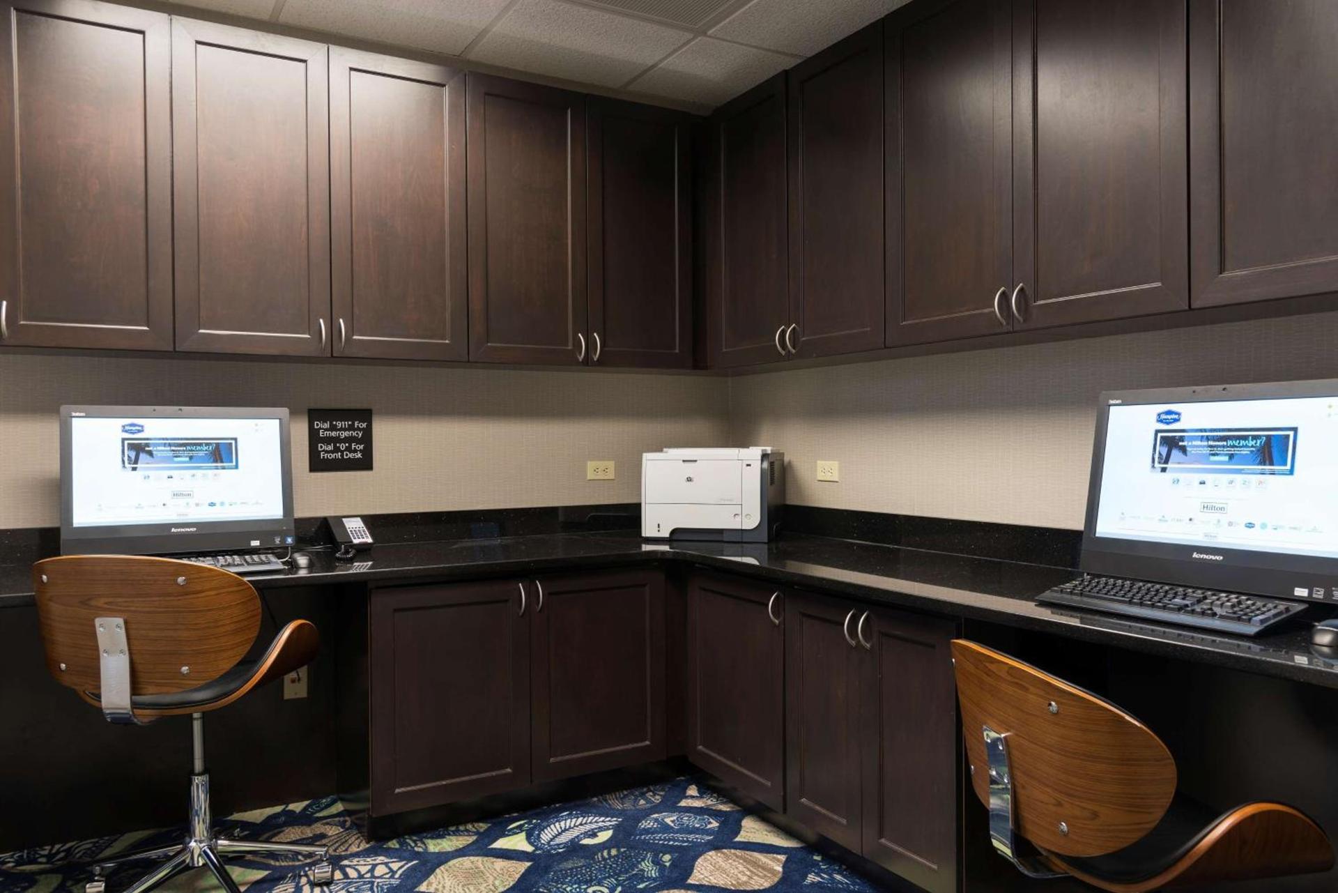 Hampton Inn & Suites East Lansing photo 28