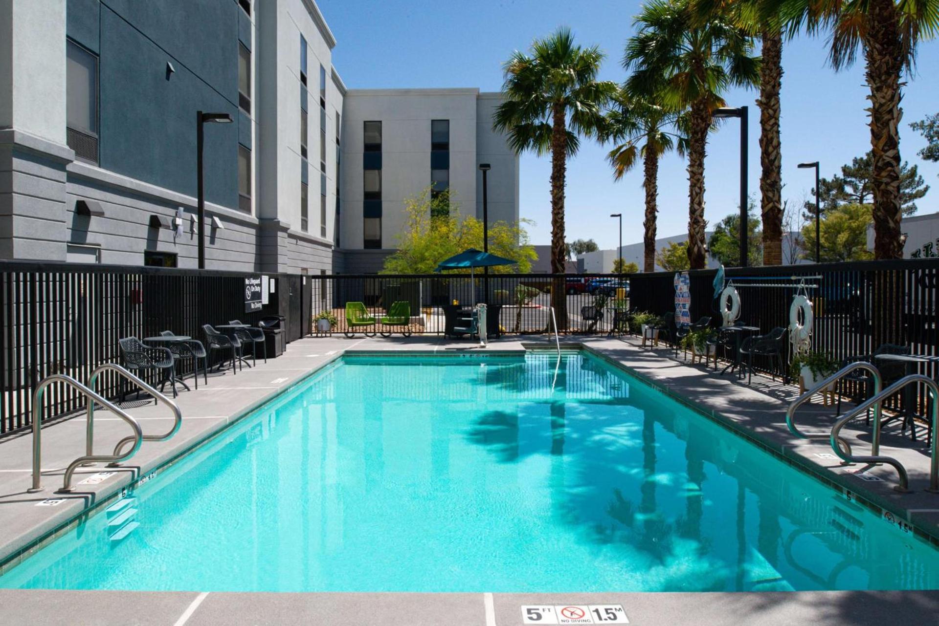 Hampton Inn & Suites Las Vegas Airport photo 6
