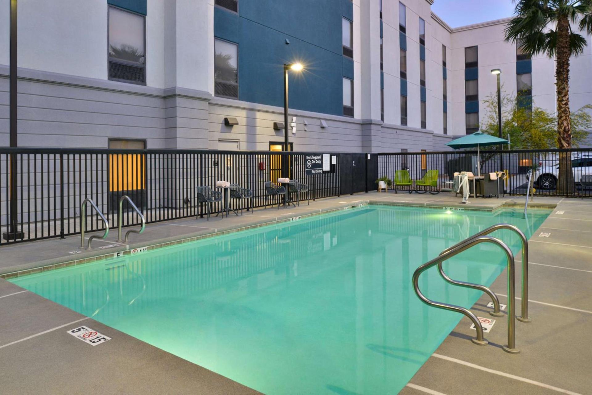 Hampton Inn & Suites Las Vegas Airport photo 7