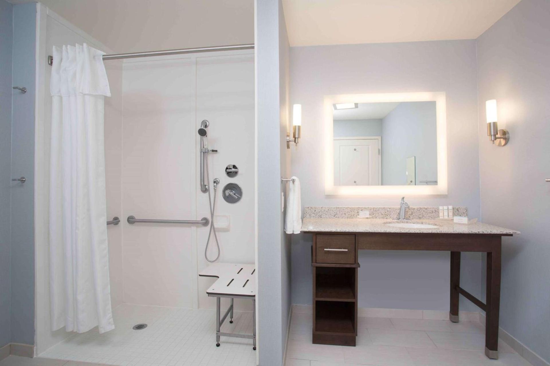 Homewood Suites By Hilton Las Vegas City Center photo 26