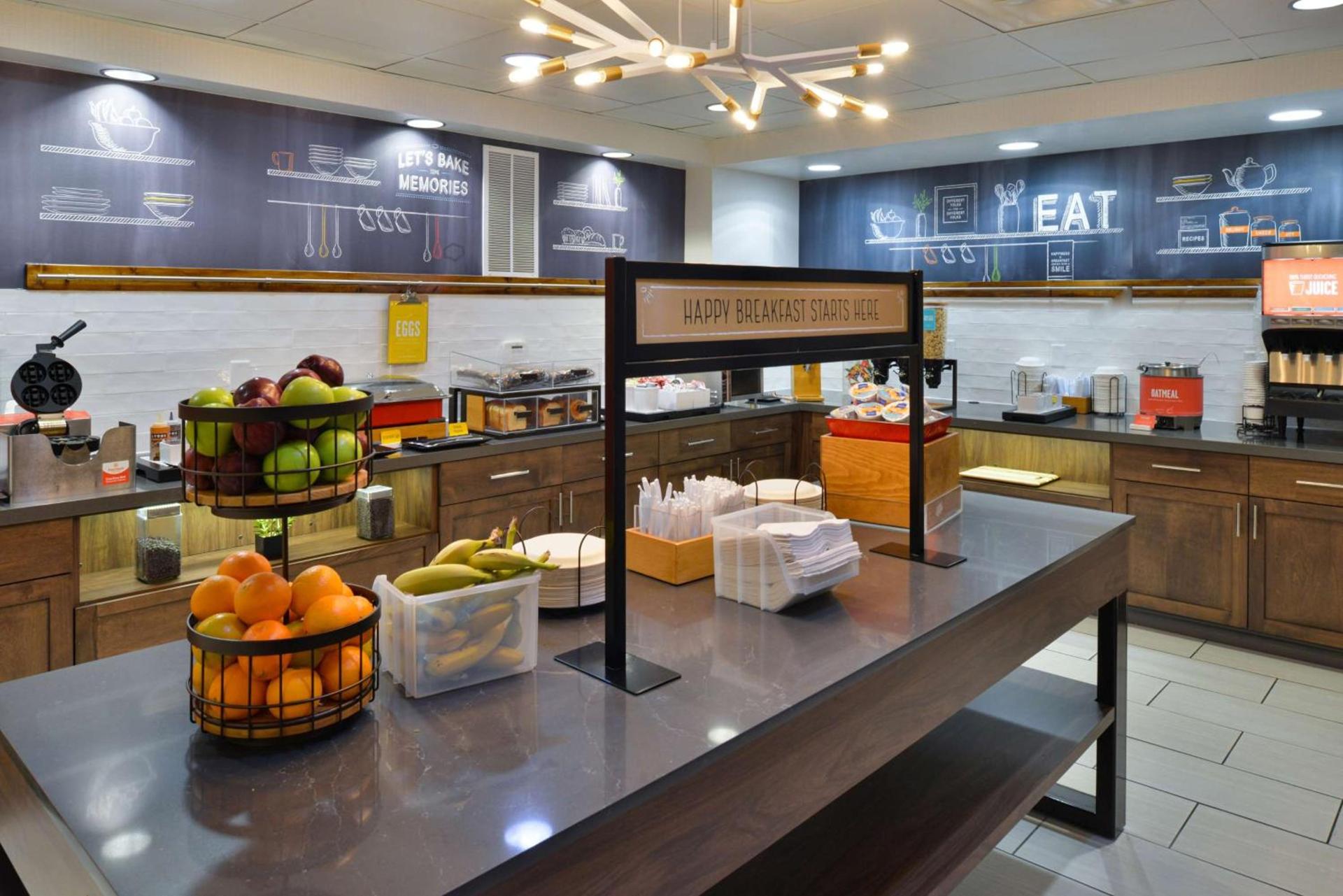 Hampton Inn & Suites Las Vegas Airport photo 10
