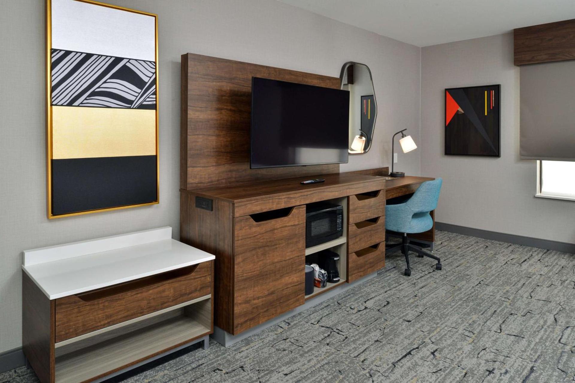 Hampton Inn & Suites Las Vegas Airport photo 17