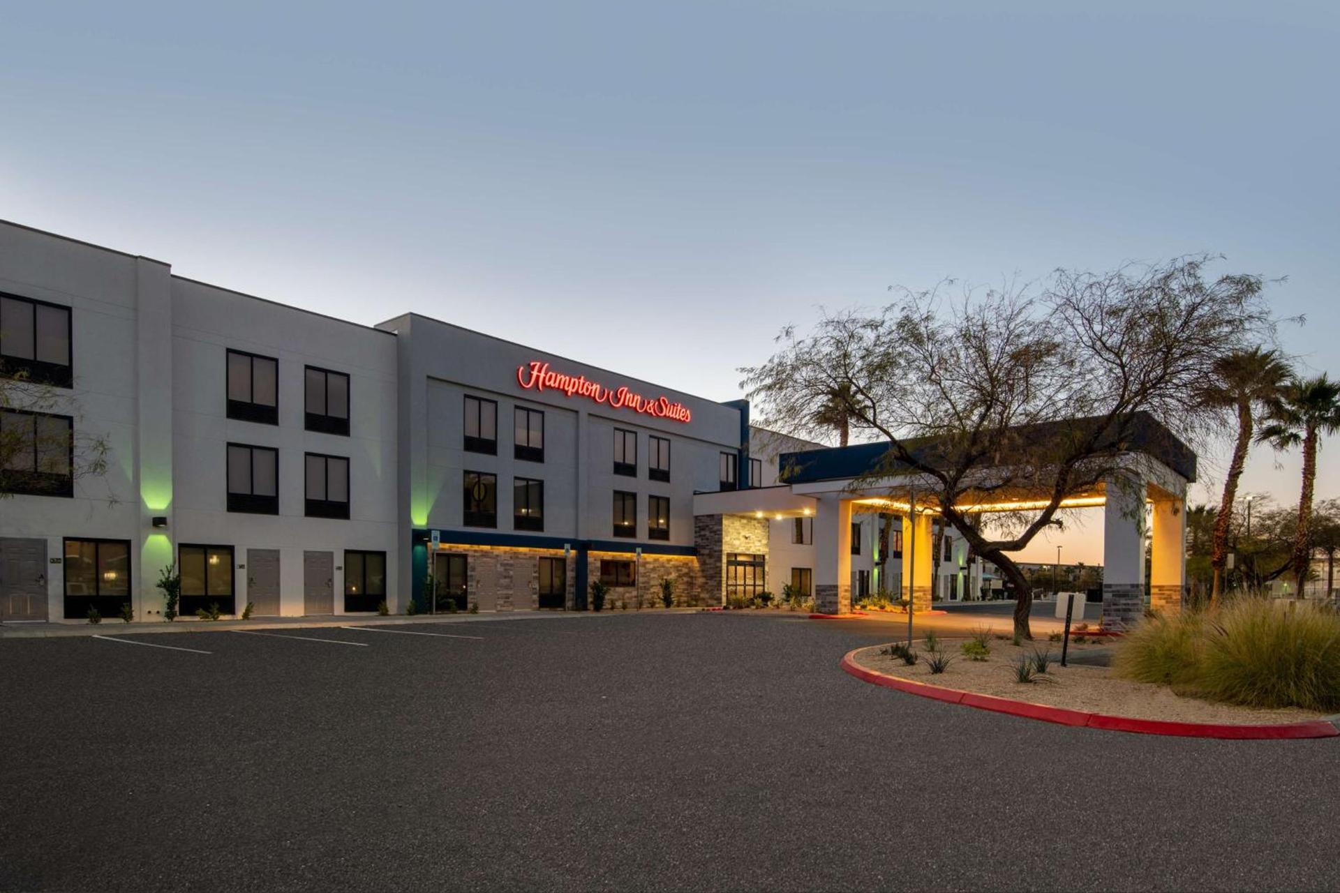 Hampton Inn & Suites Las Vegas-Henderson photo 1