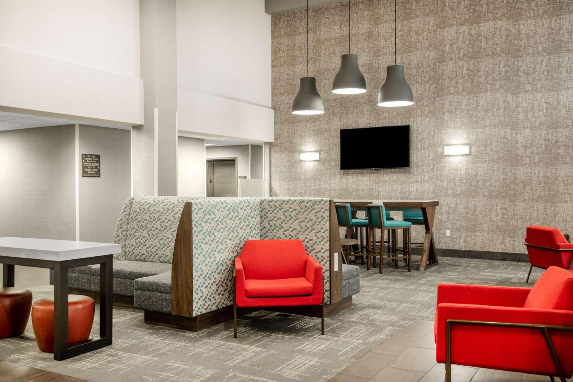 Hampton Inn & Suites Las Vegas-Henderson photo 9