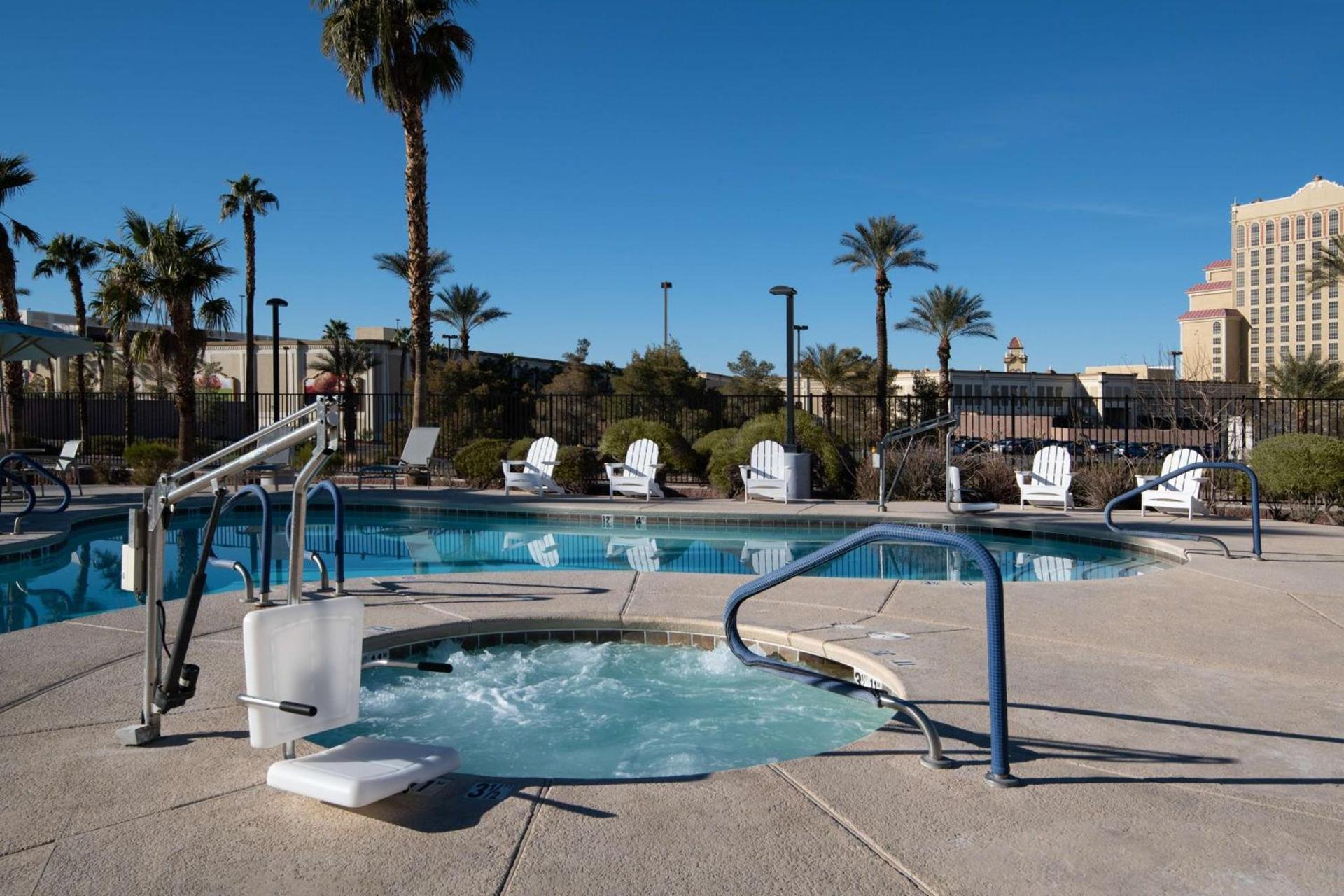 Hampton Inn & Suites Las Vegas-Henderson photo 13