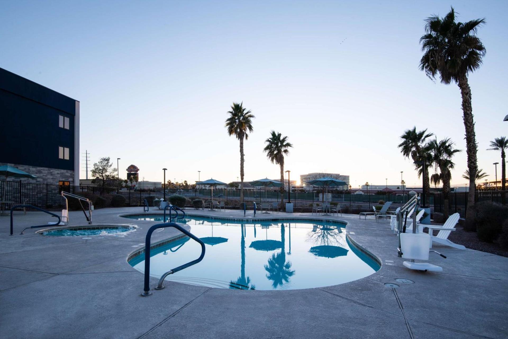 Hampton Inn & Suites Las Vegas-Henderson photo 14