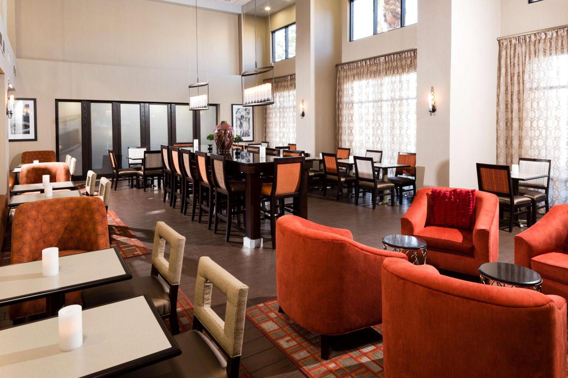 Hampton Inn & Suites Las Vegas South photo 4