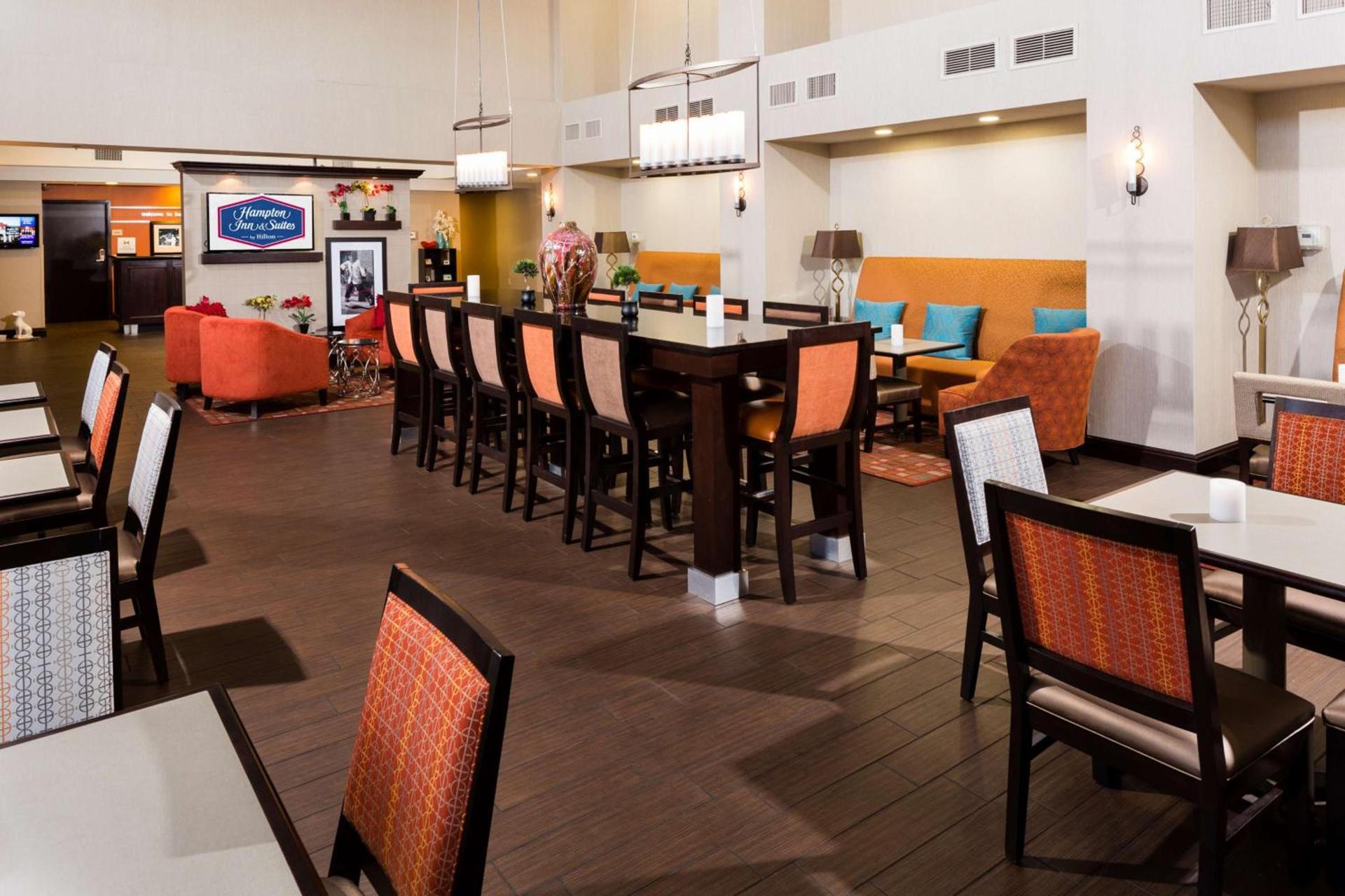 Hampton Inn & Suites Las Vegas South photo 9