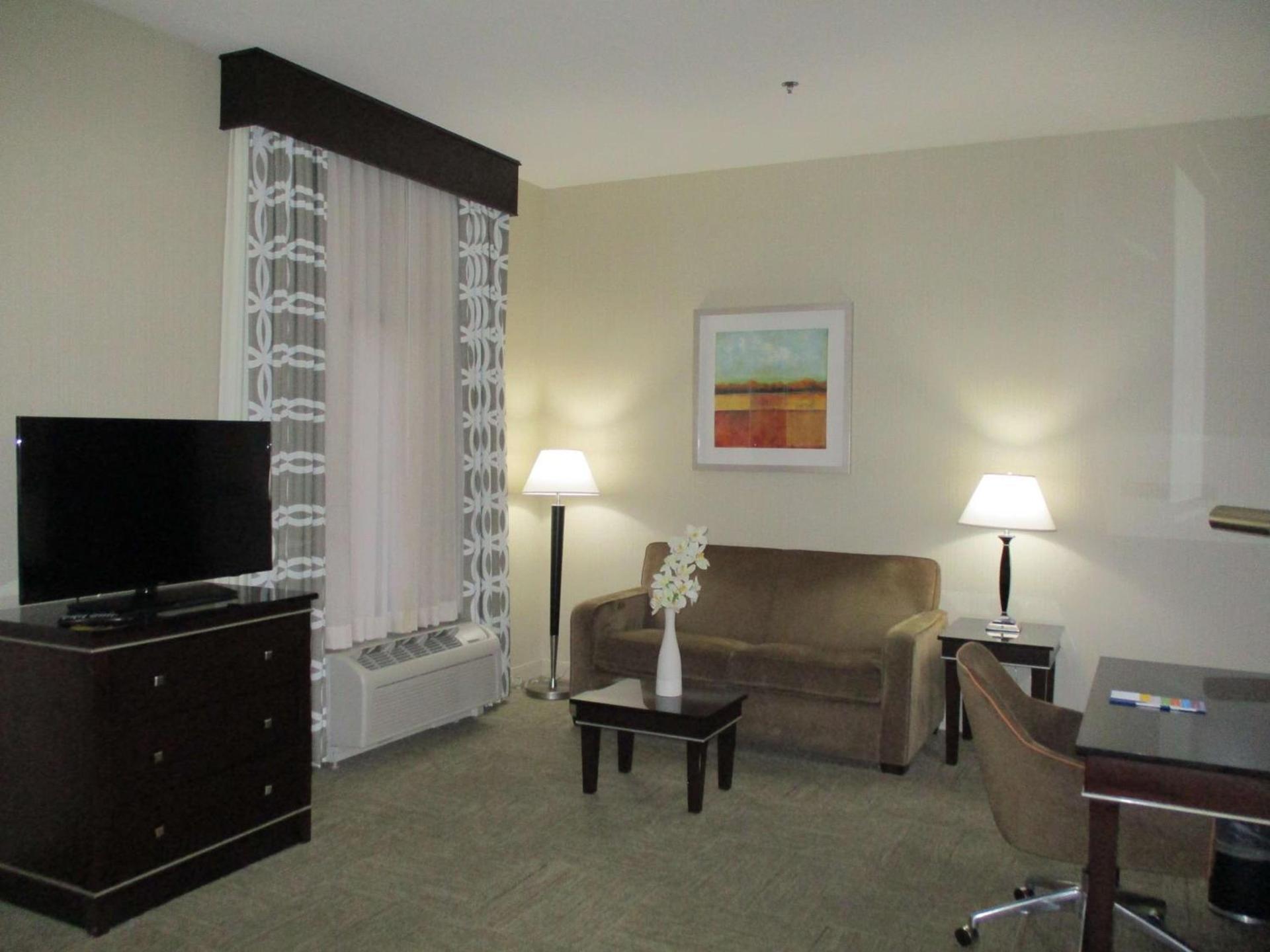 Hampton Inn & Suites Las Vegas South photo 15