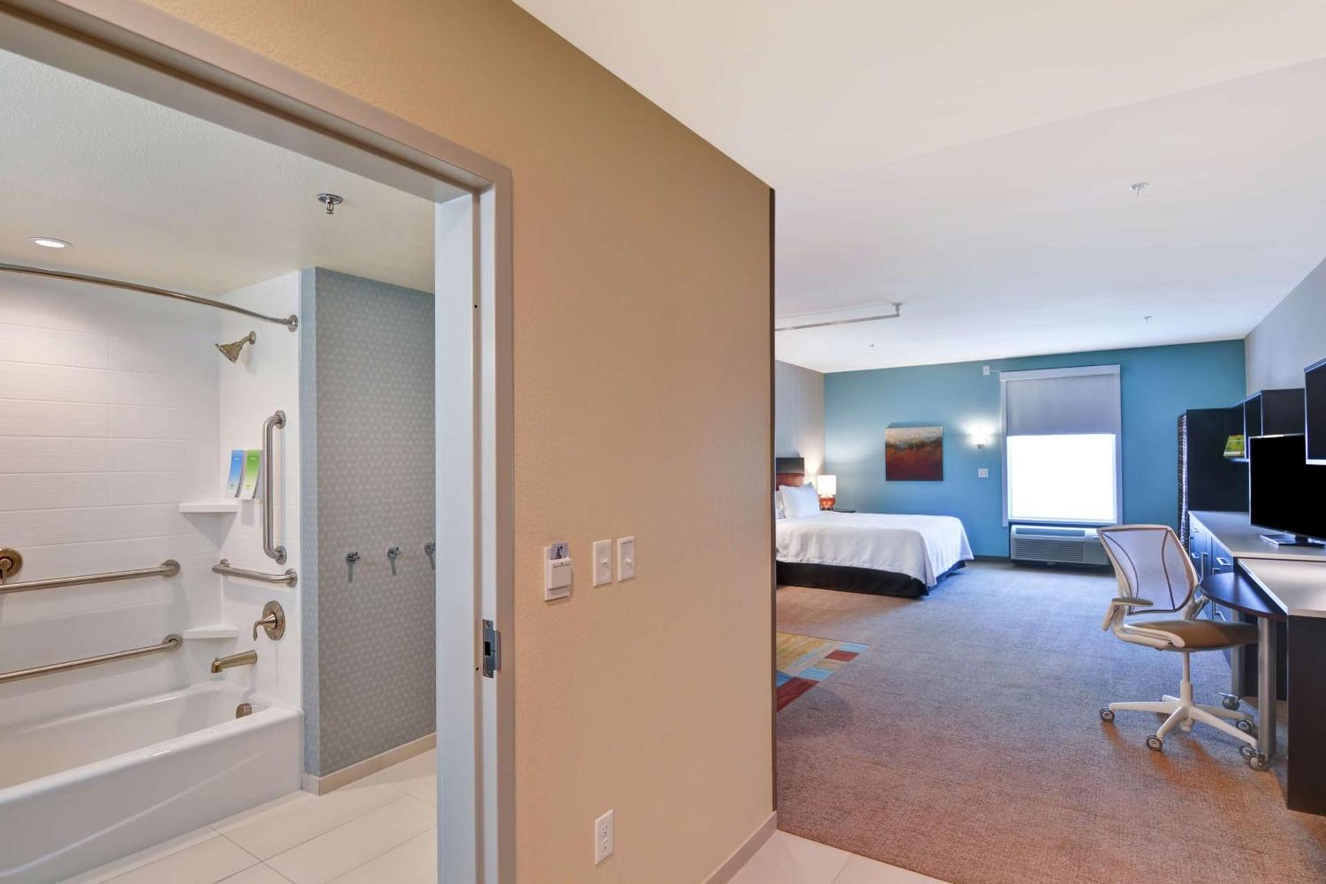 Home2 Suites By Hilton Las Vegas Strip South photo 18