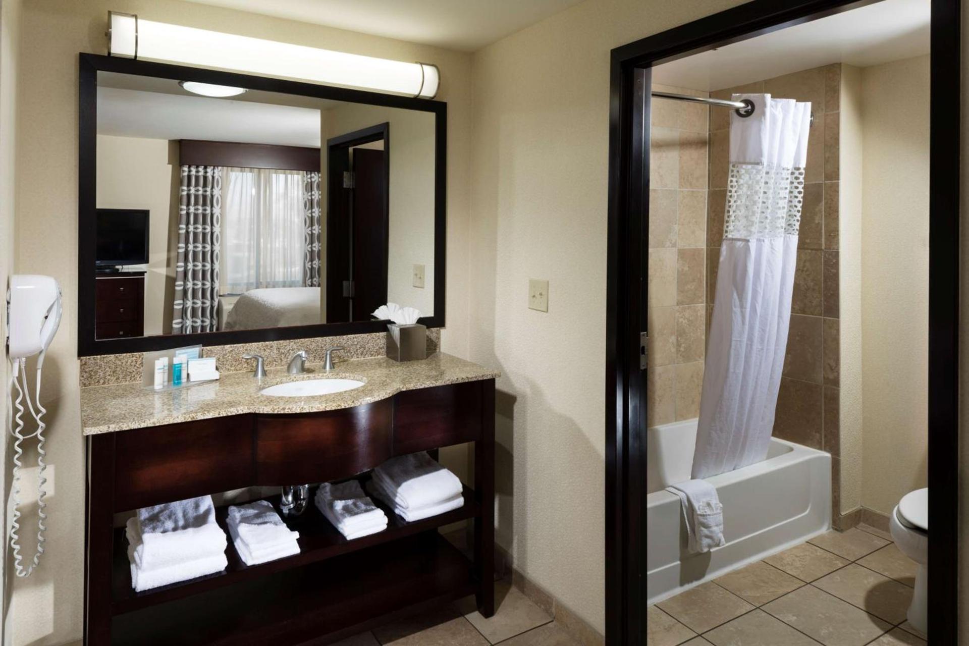 Hampton Inn & Suites Las Vegas South photo 21