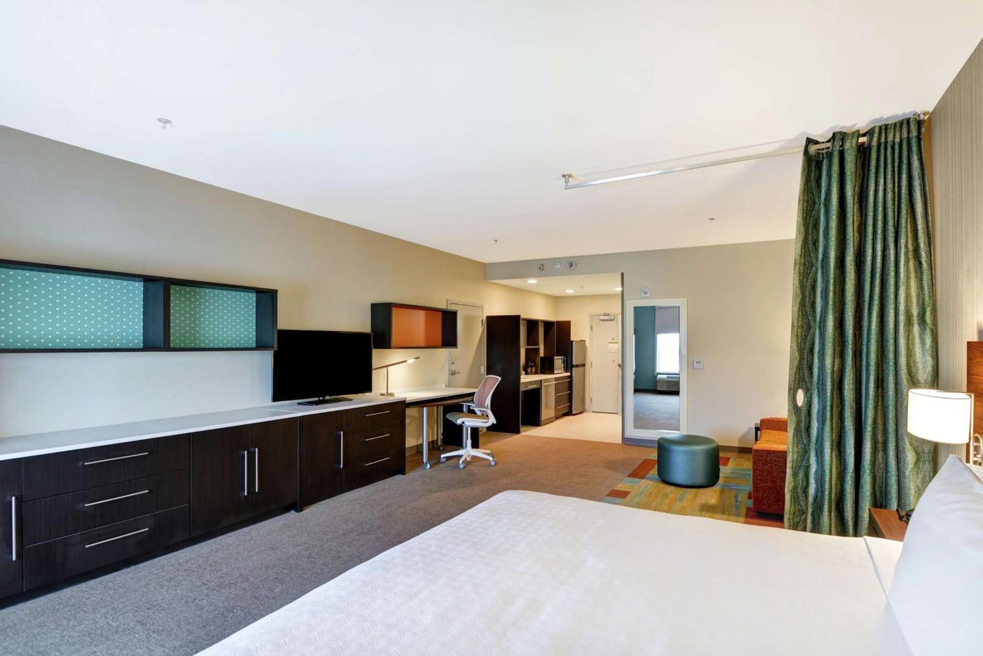 Home2 Suites By Hilton Las Vegas Strip South photo 23