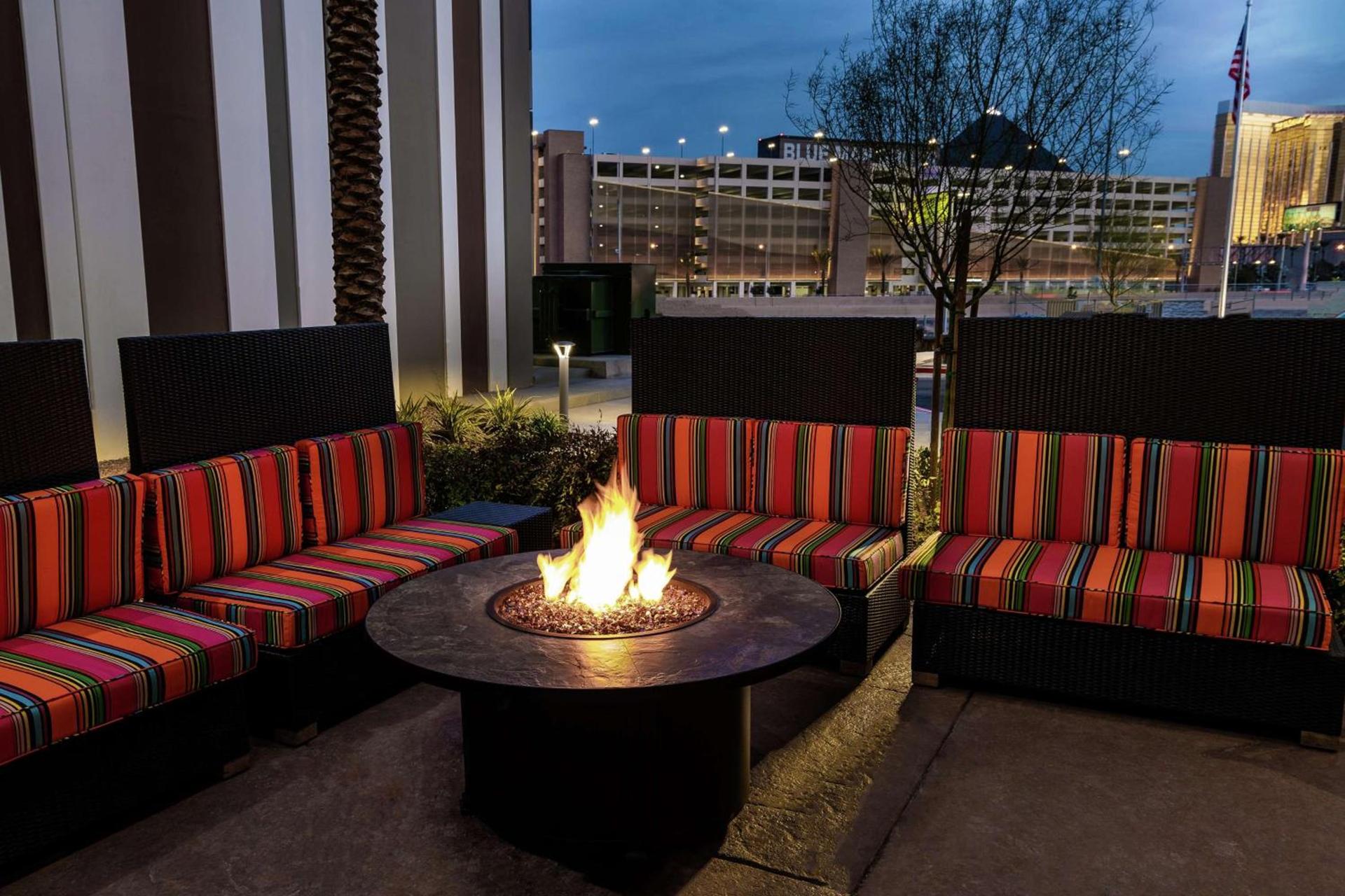 Home2 Suites by Hilton Las Vegas Stadium District photo 5
