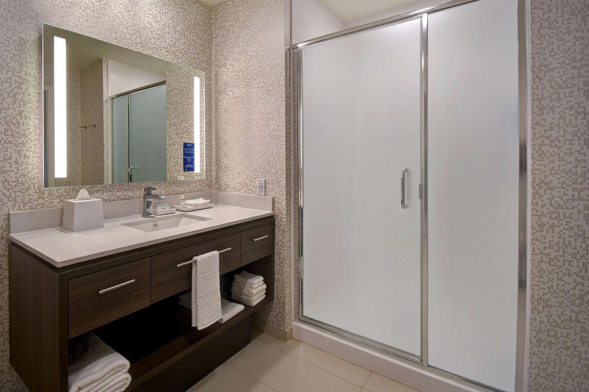 Home2 Suites by Hilton Las Vegas Convention Center - No Resort Fee photo 42