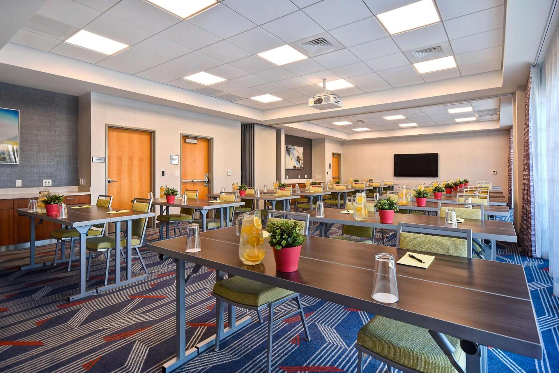 Home2 Suites by Hilton Las Vegas Convention Center - No Resort Fee photo 58