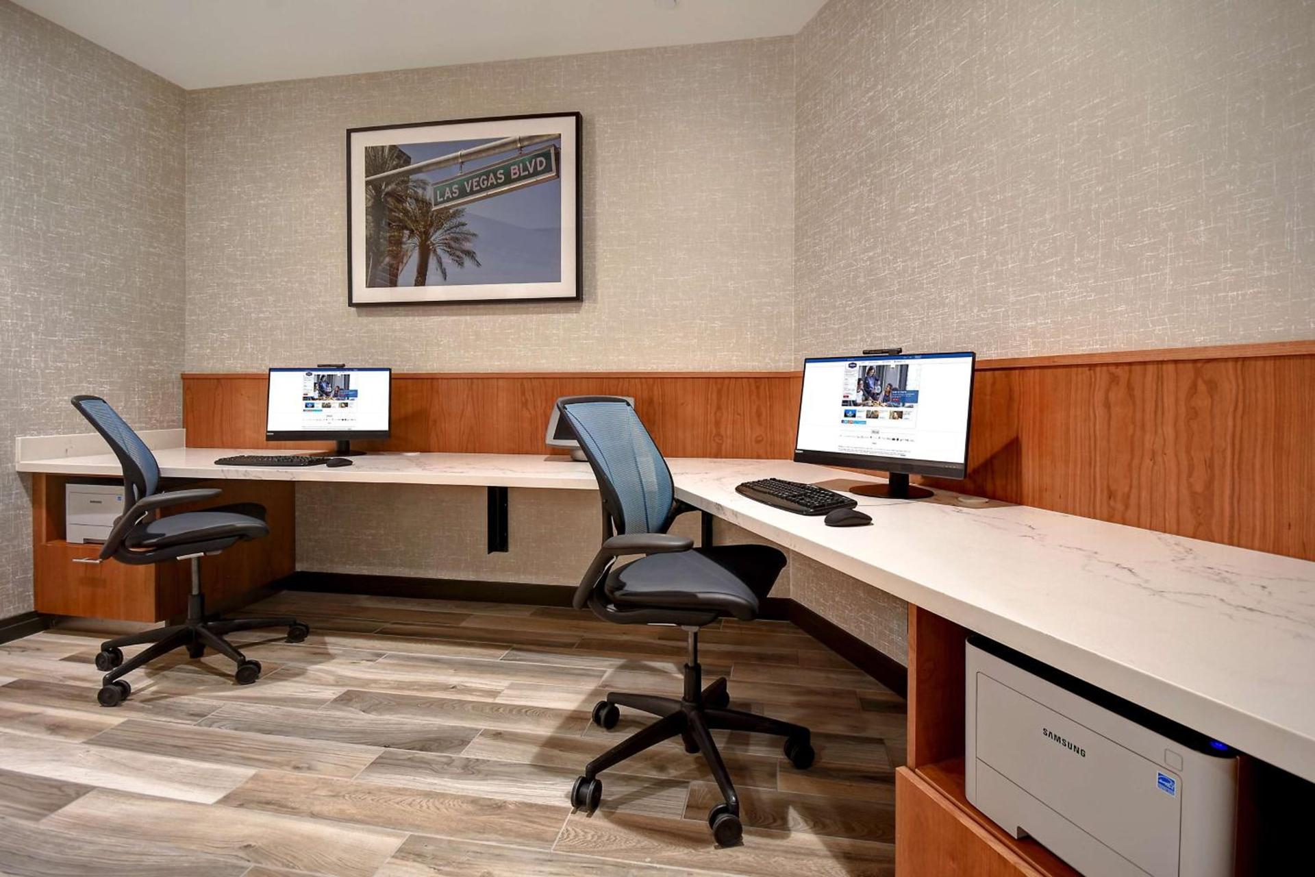 Home2 Suites by Hilton Las Vegas Convention Center - No Resort Fee photo 70
