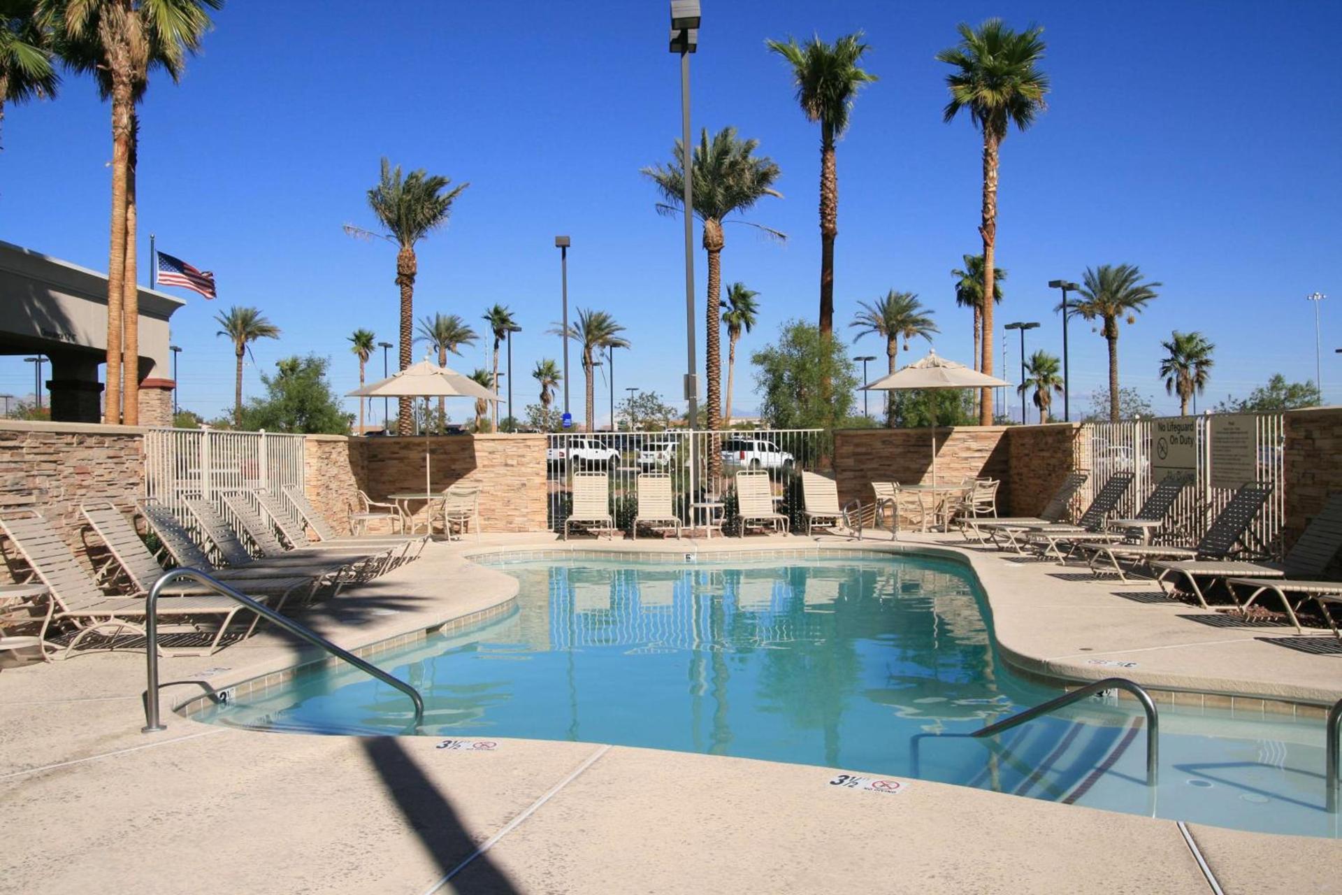Hampton Inn & Suites Las Vegas-Red Rock/Summerlin photo 3