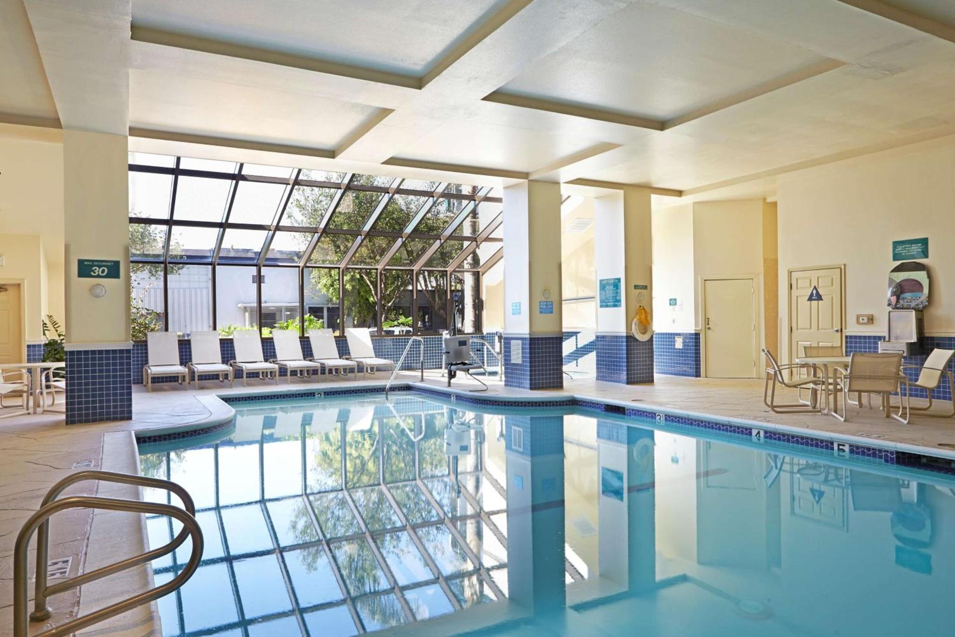 Embassy Suites Los Angeles - International Airport/North photo 13