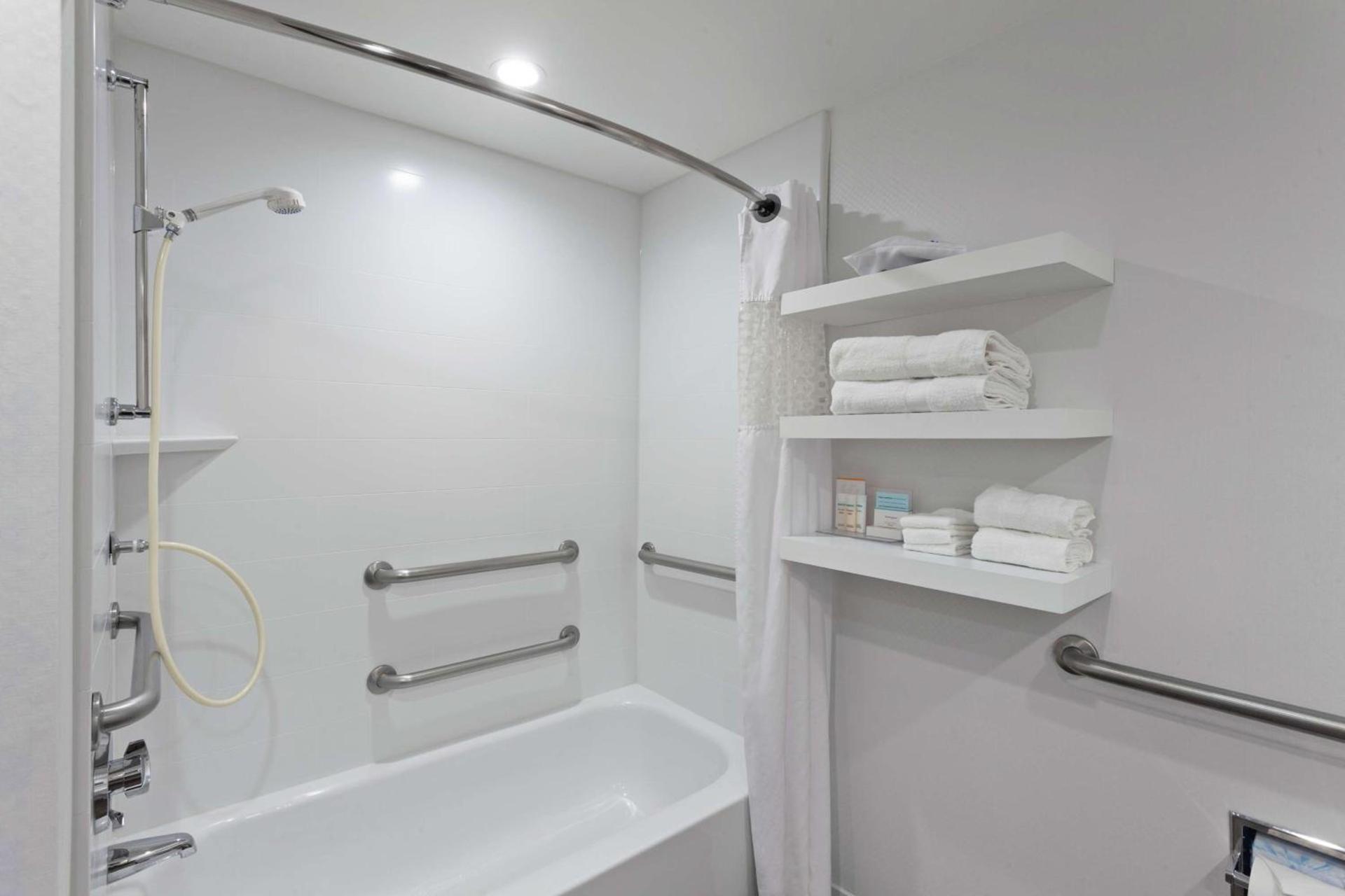 Hampton Inn Los Angeles/Arcadia photo 14