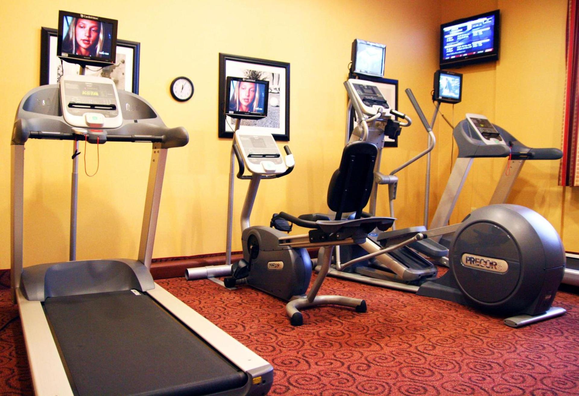 Hampton Inn & Suites Los Angeles Burbank Airport photo 14