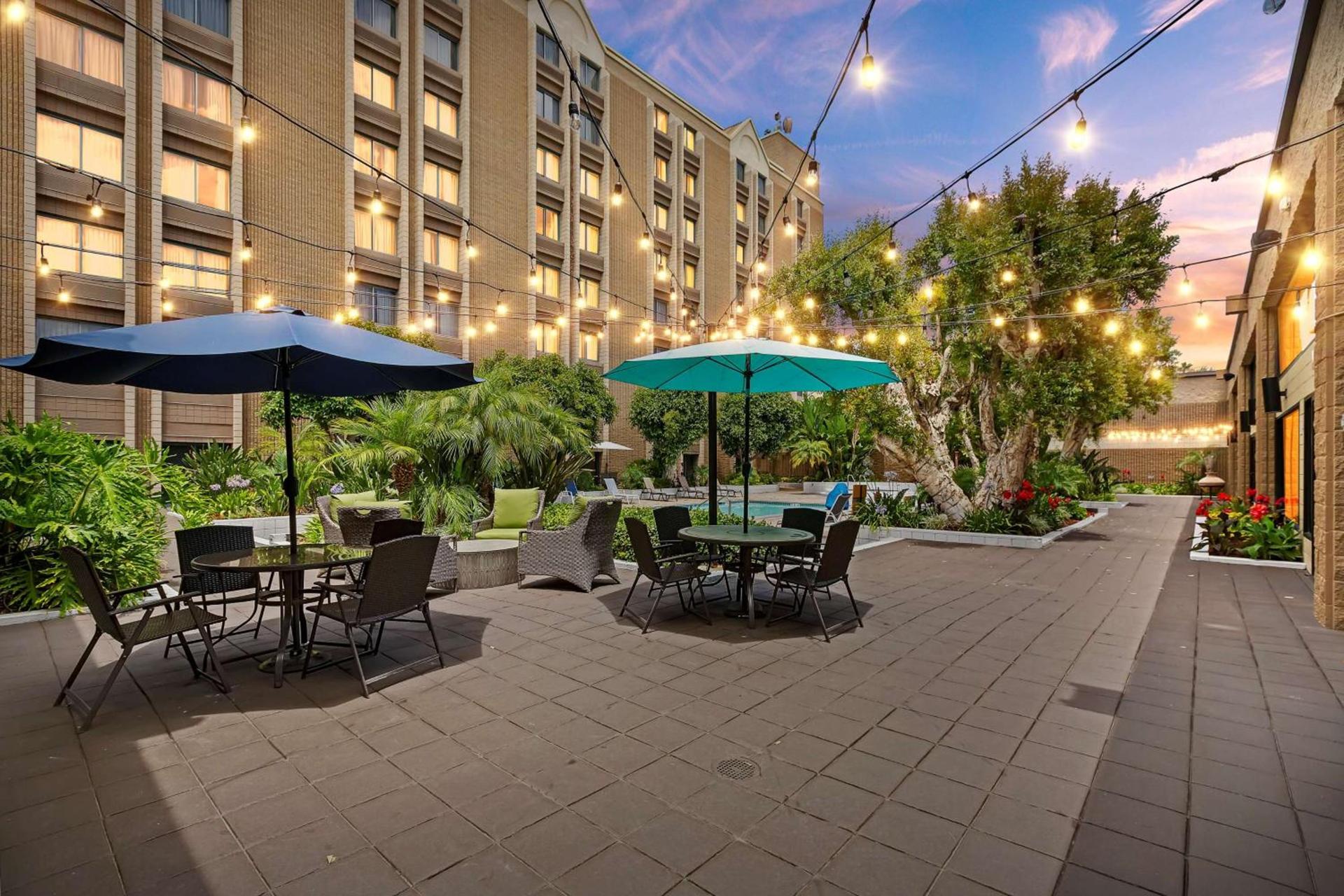 Doubletree by Hilton Whittier photo 11