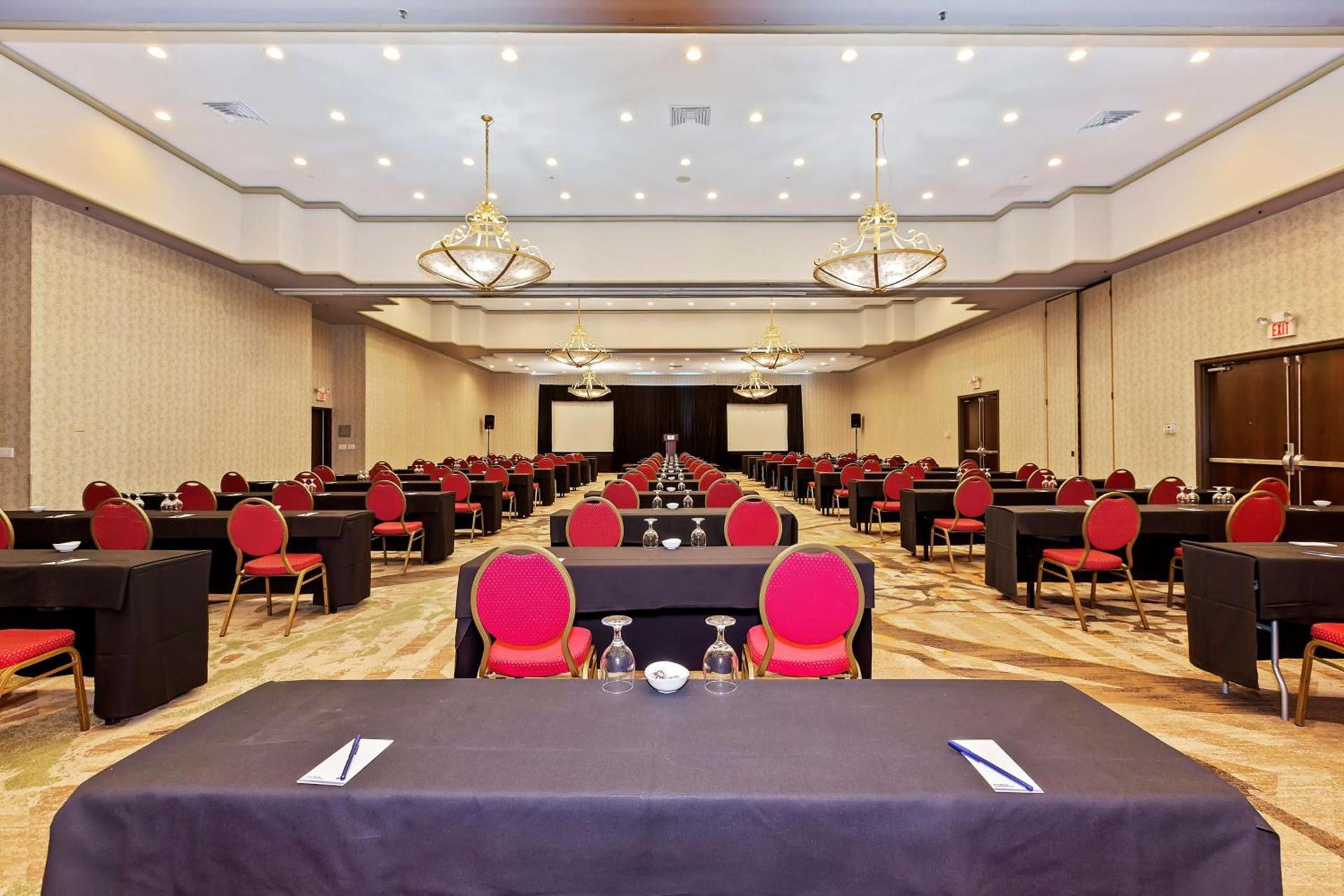 Doubletree by Hilton Whittier photo 38