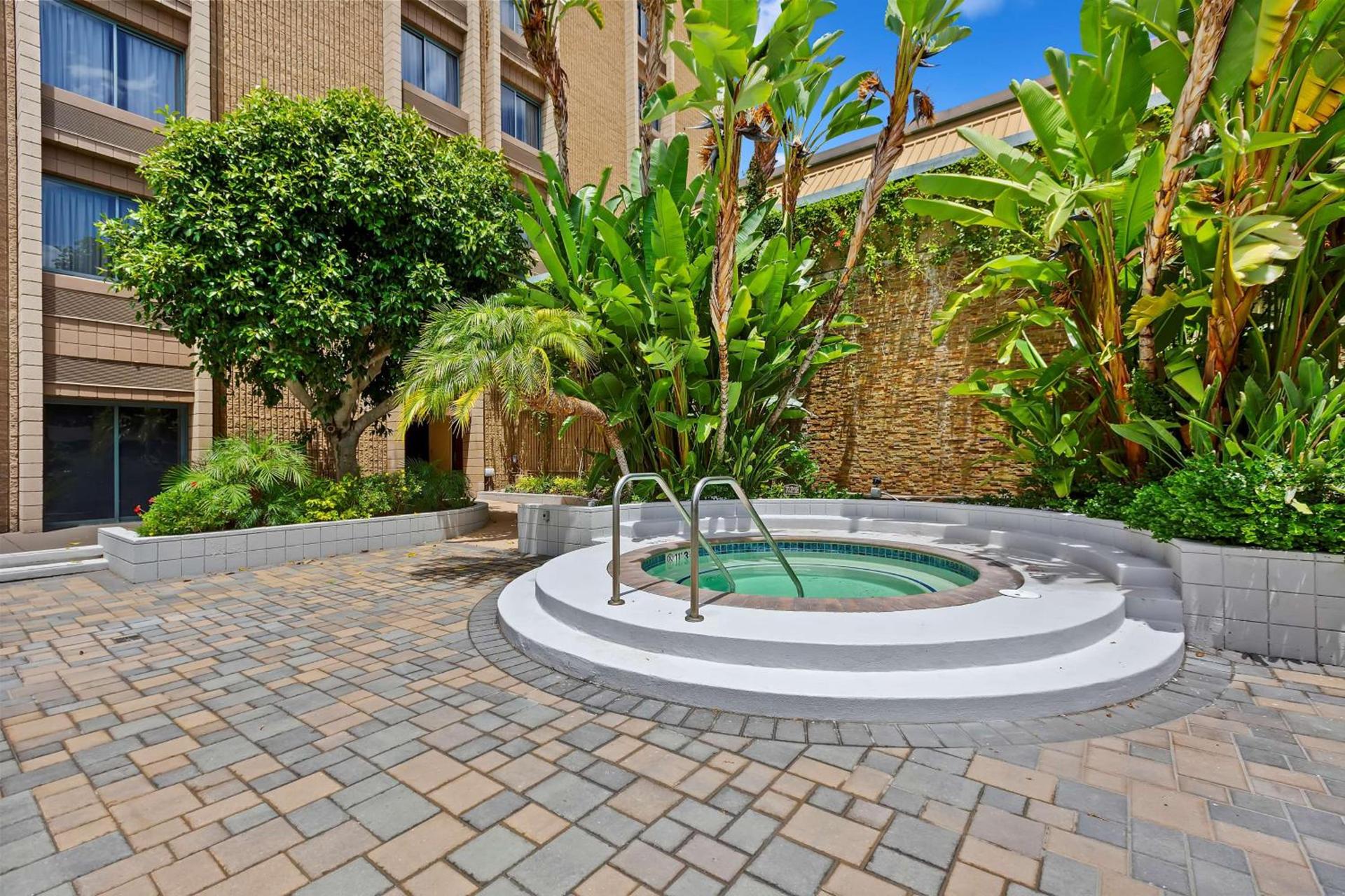 Doubletree by Hilton Whittier photo 4