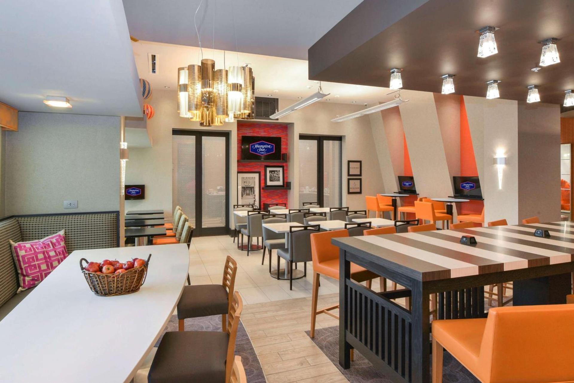 Hampton Inn Lumberton, NC photo 17