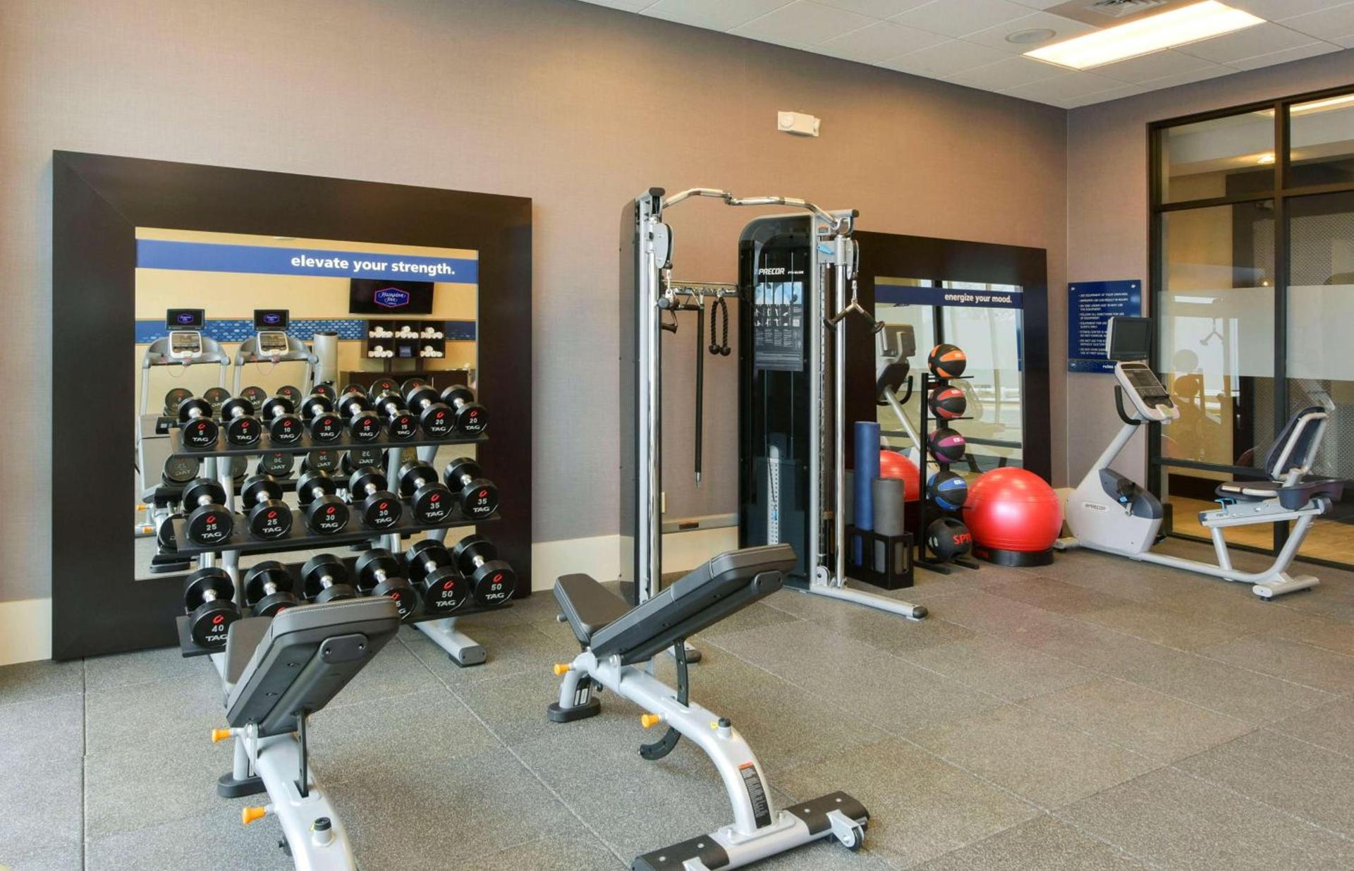 Hampton Inn Lumberton, NC photo 21