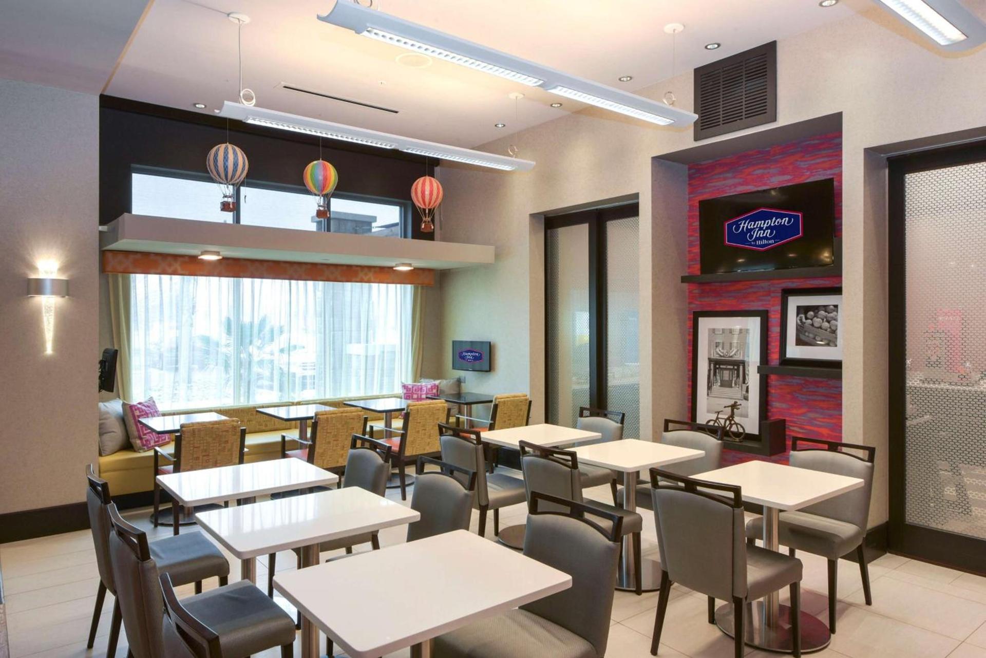 Hampton Inn Lumberton, NC photo 19