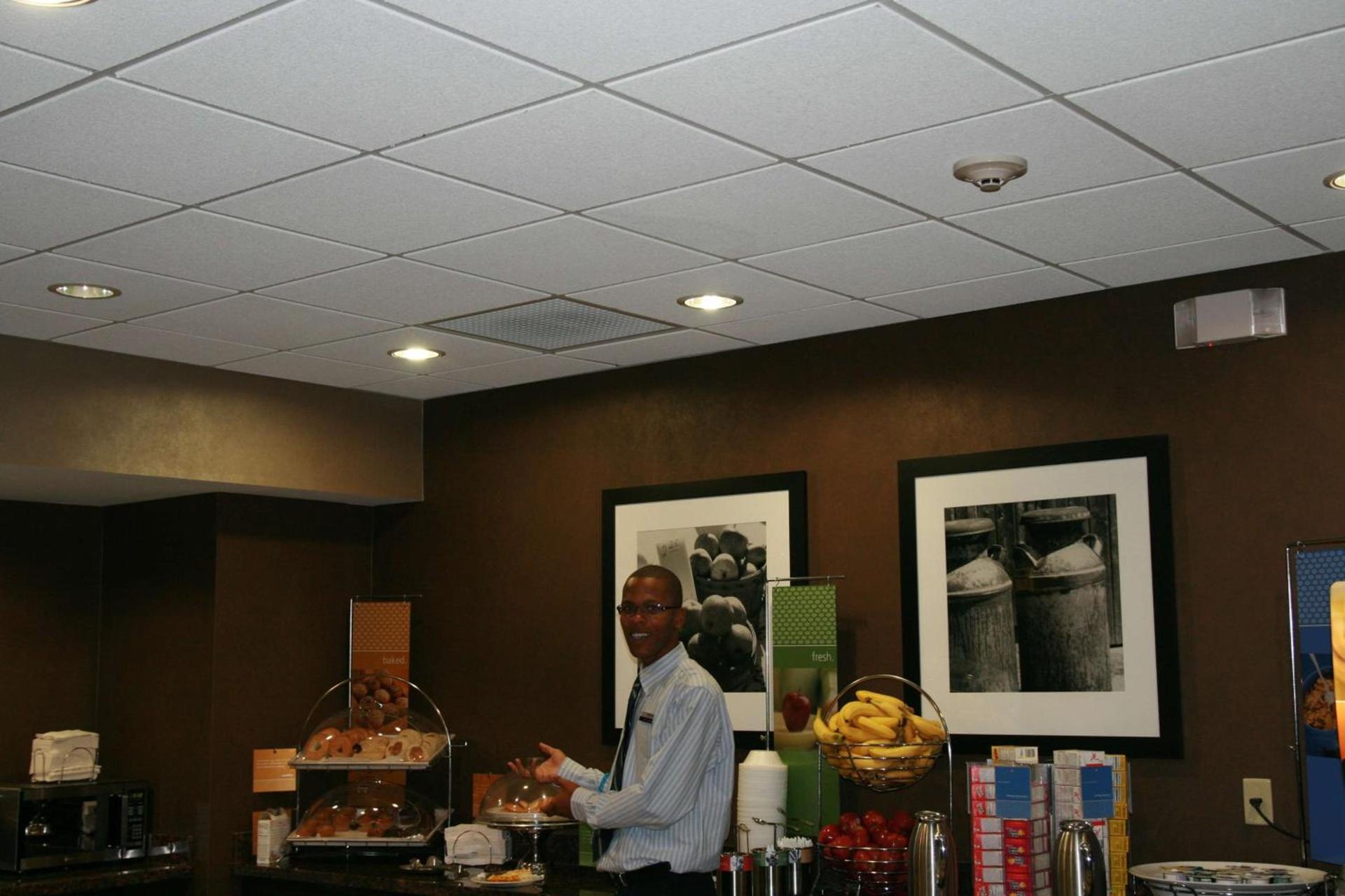 Hampton Inn & Suites Lebanon photo 6