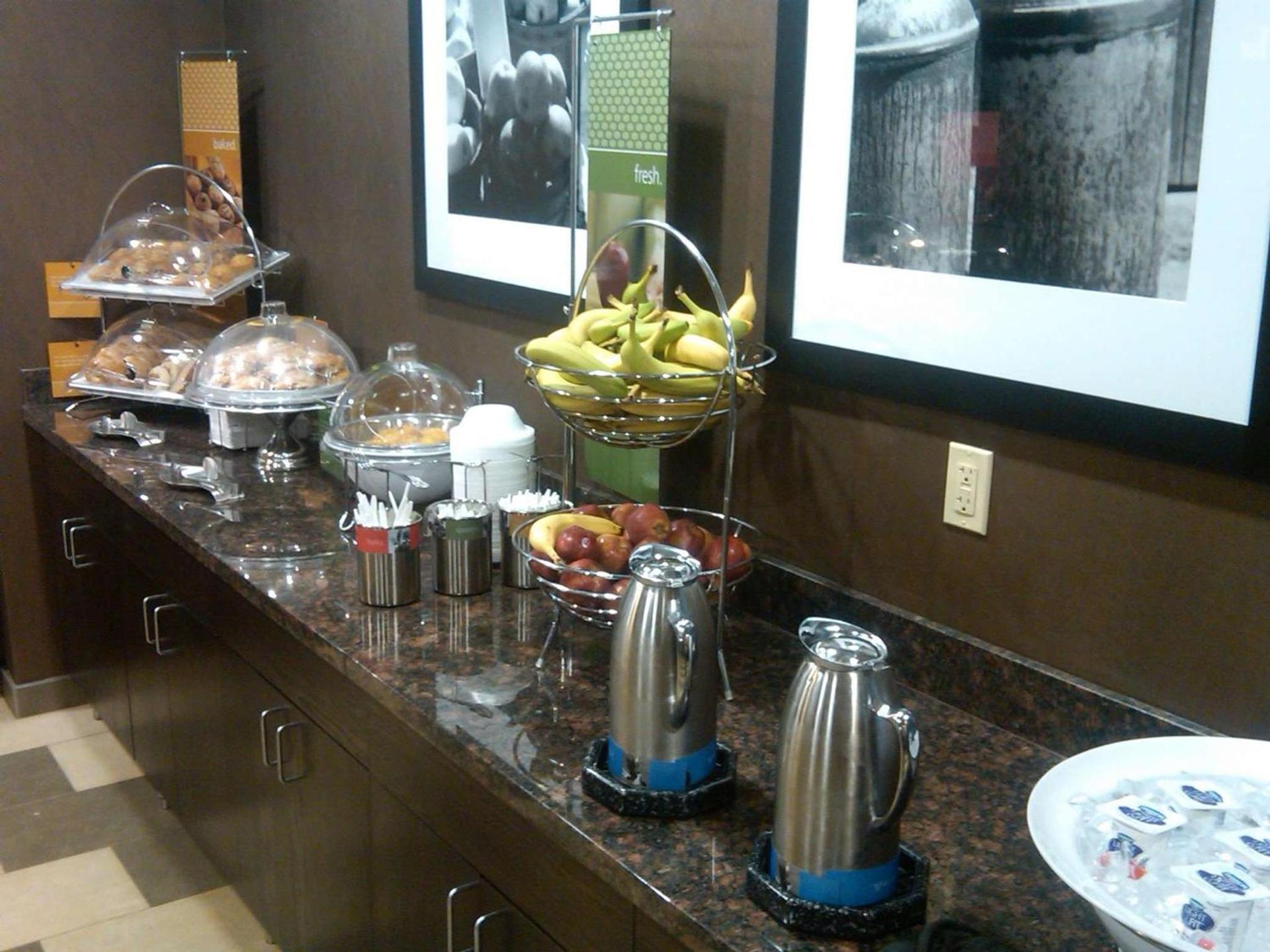 Hampton Inn & Suites Lebanon photo 38