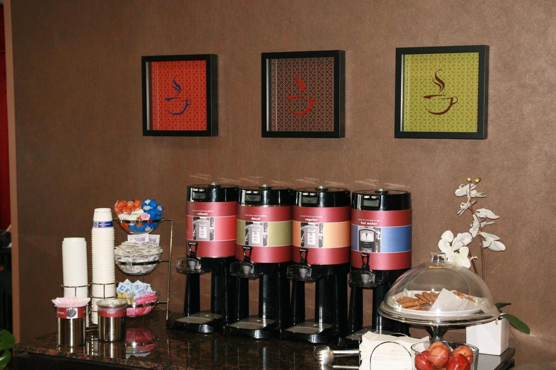 Hampton Inn & Suites Lebanon photo 18