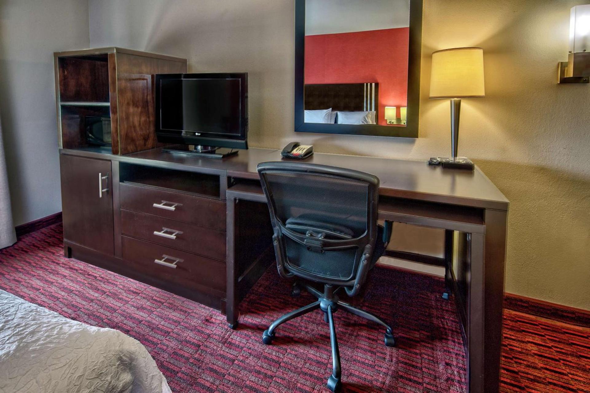 Hampton Inn & Suites Lebanon photo 22