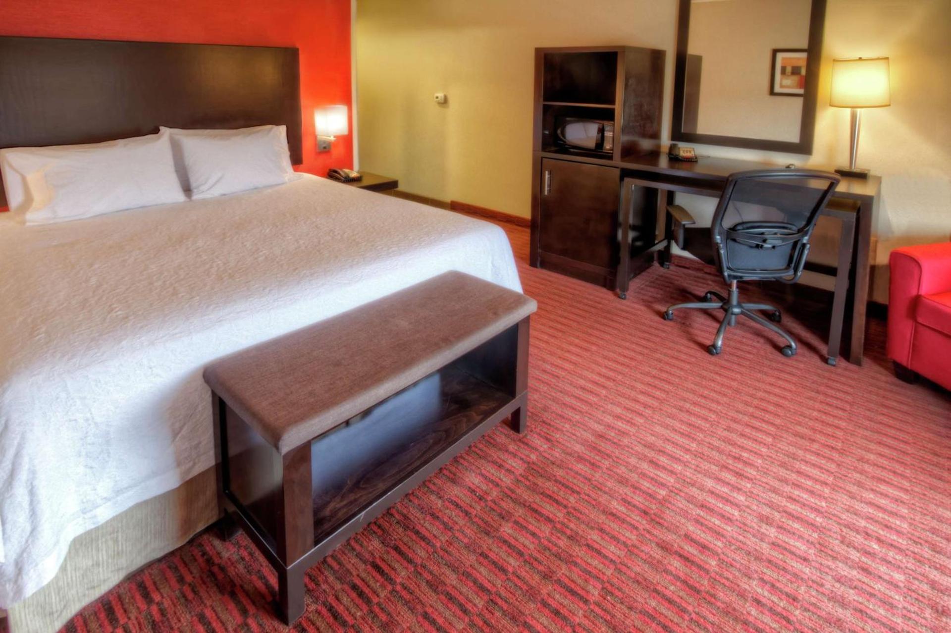 Hampton Inn & Suites Lebanon photo 21