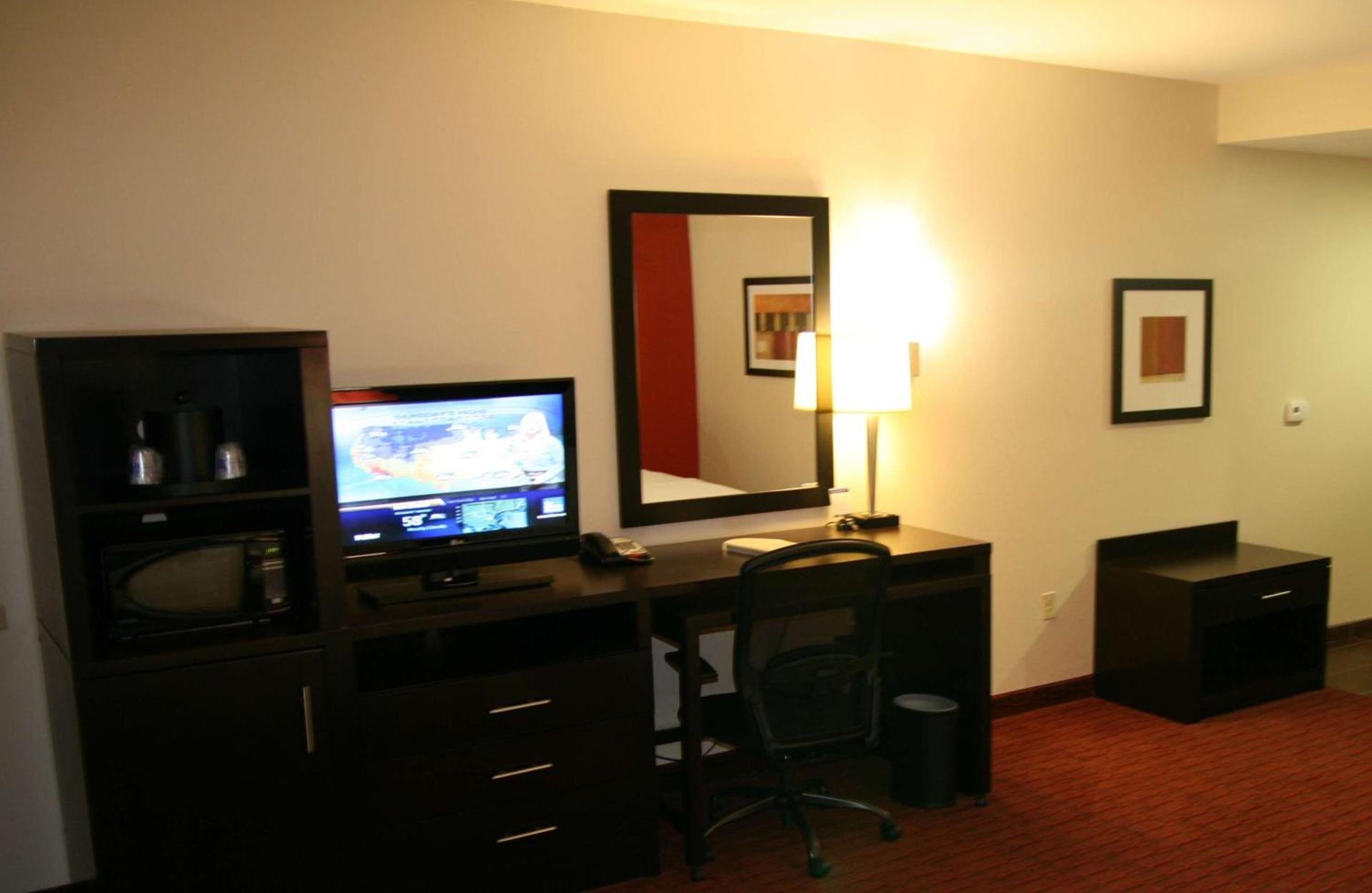 Hampton Inn & Suites Lebanon photo 12