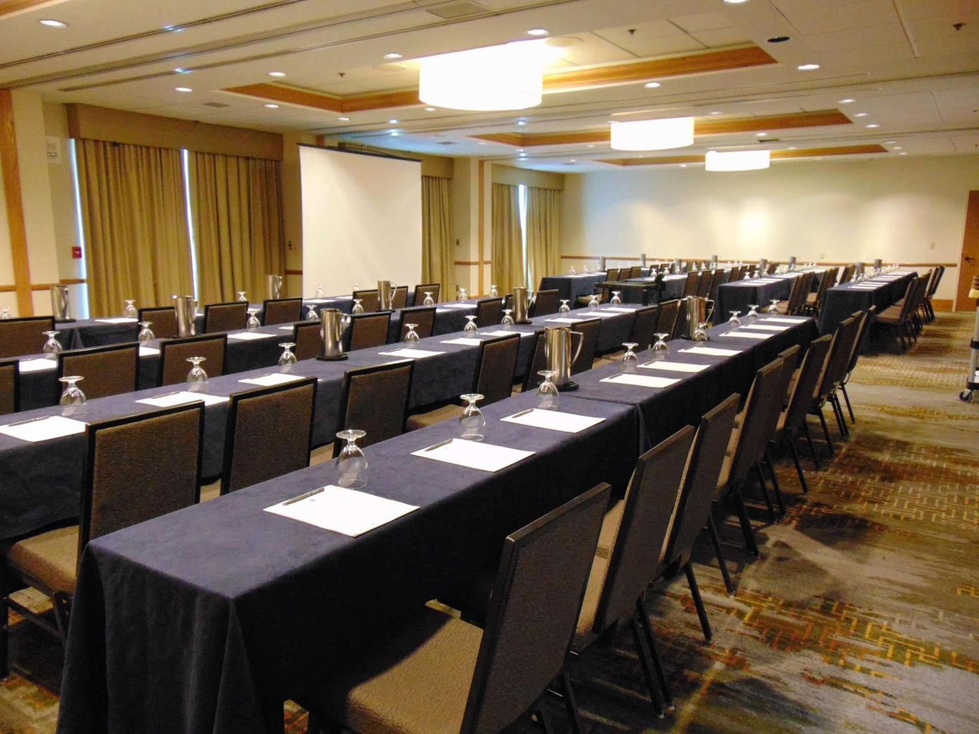 Embassy Suites by Hilton Lexington Green photo 22