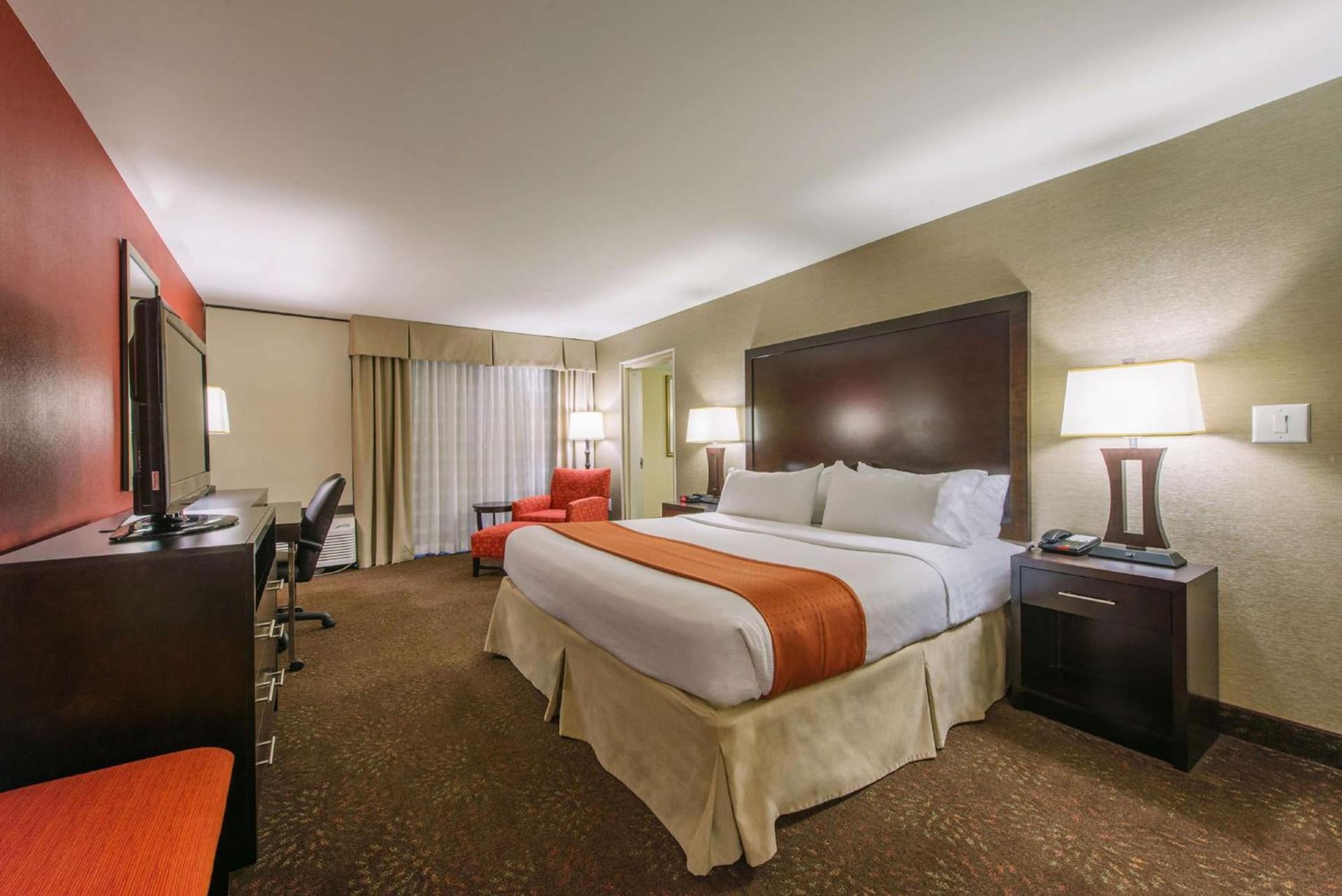 Hotel MTK Mount Kisco photo 19