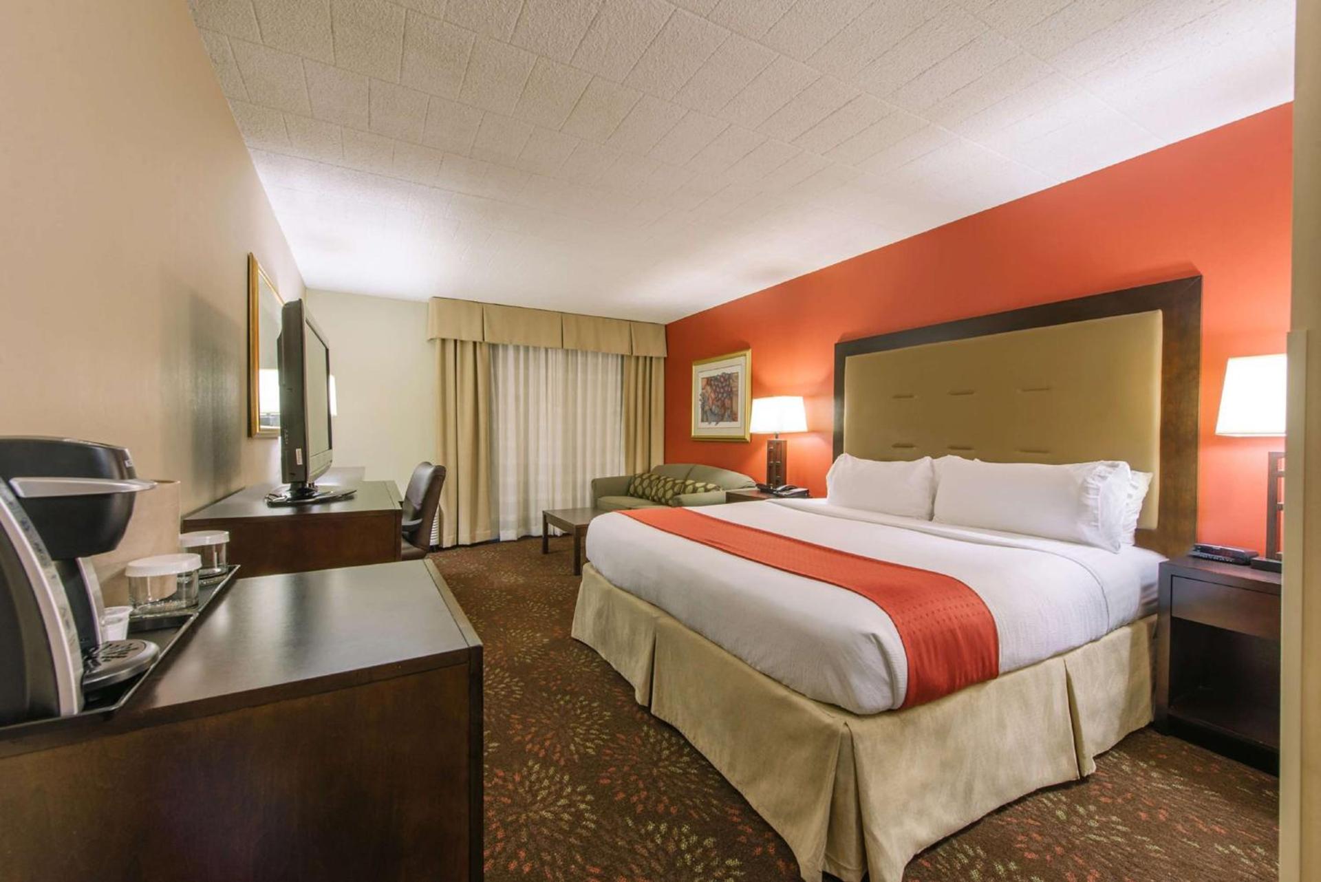 Hotel MTK Mount Kisco photo 16