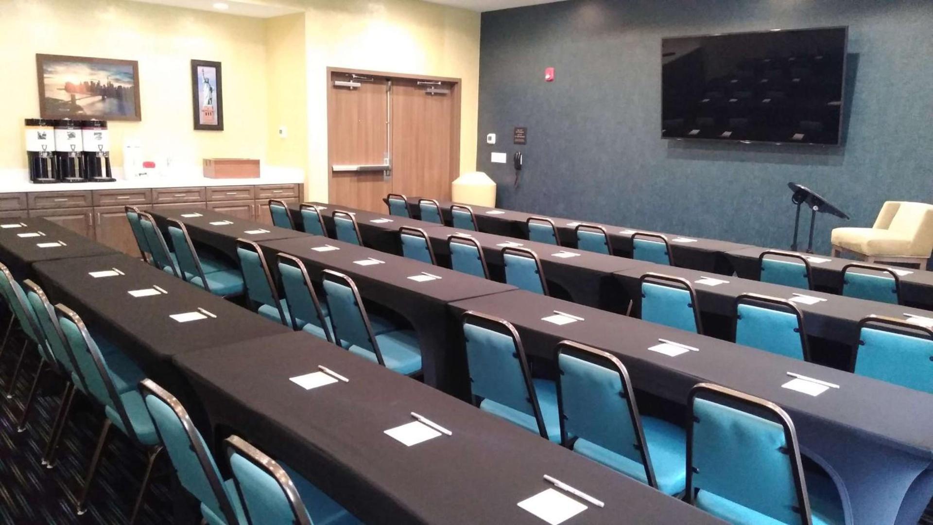 Hampton Inn By Hilton Paramus photo 9