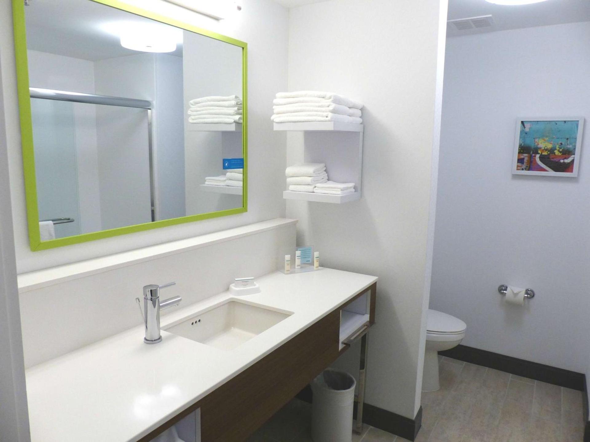 Hampton Inn By Hilton Paramus photo 25