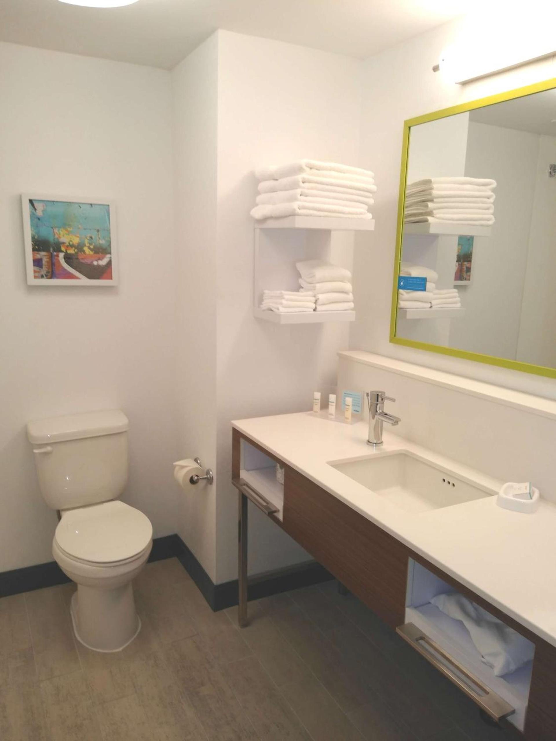 Hampton Inn By Hilton Paramus photo 30