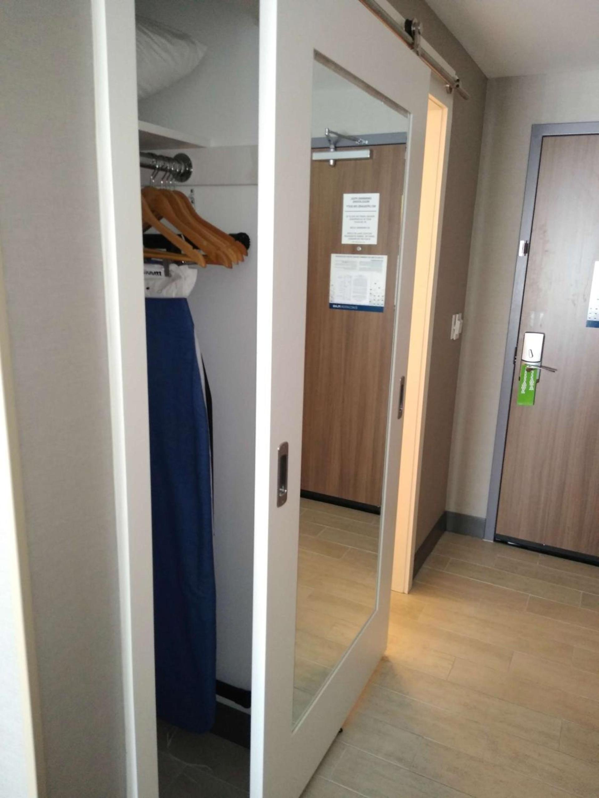 Hampton Inn By Hilton Paramus photo 33