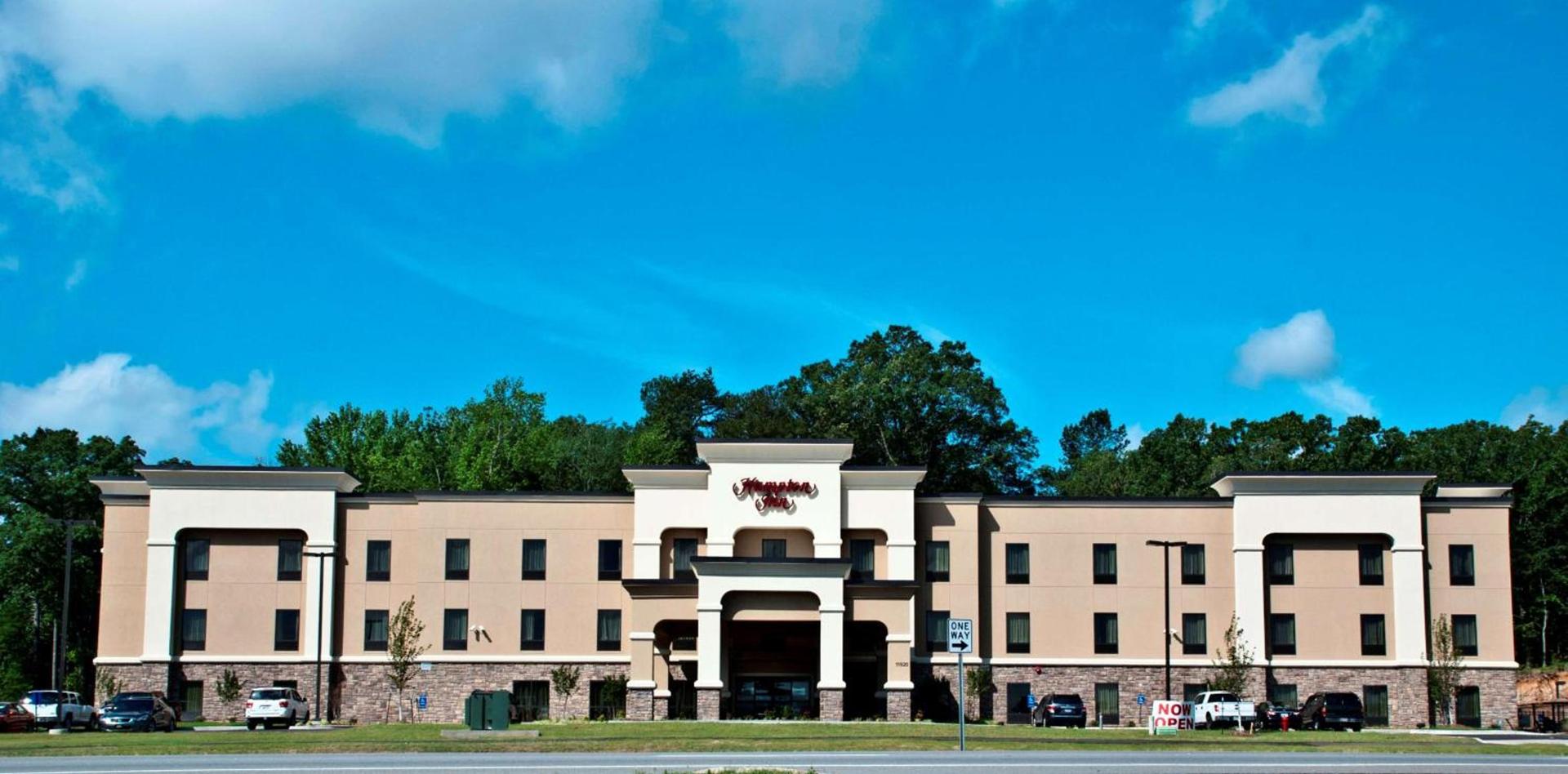 Hampton Inn Maumelle photo 2