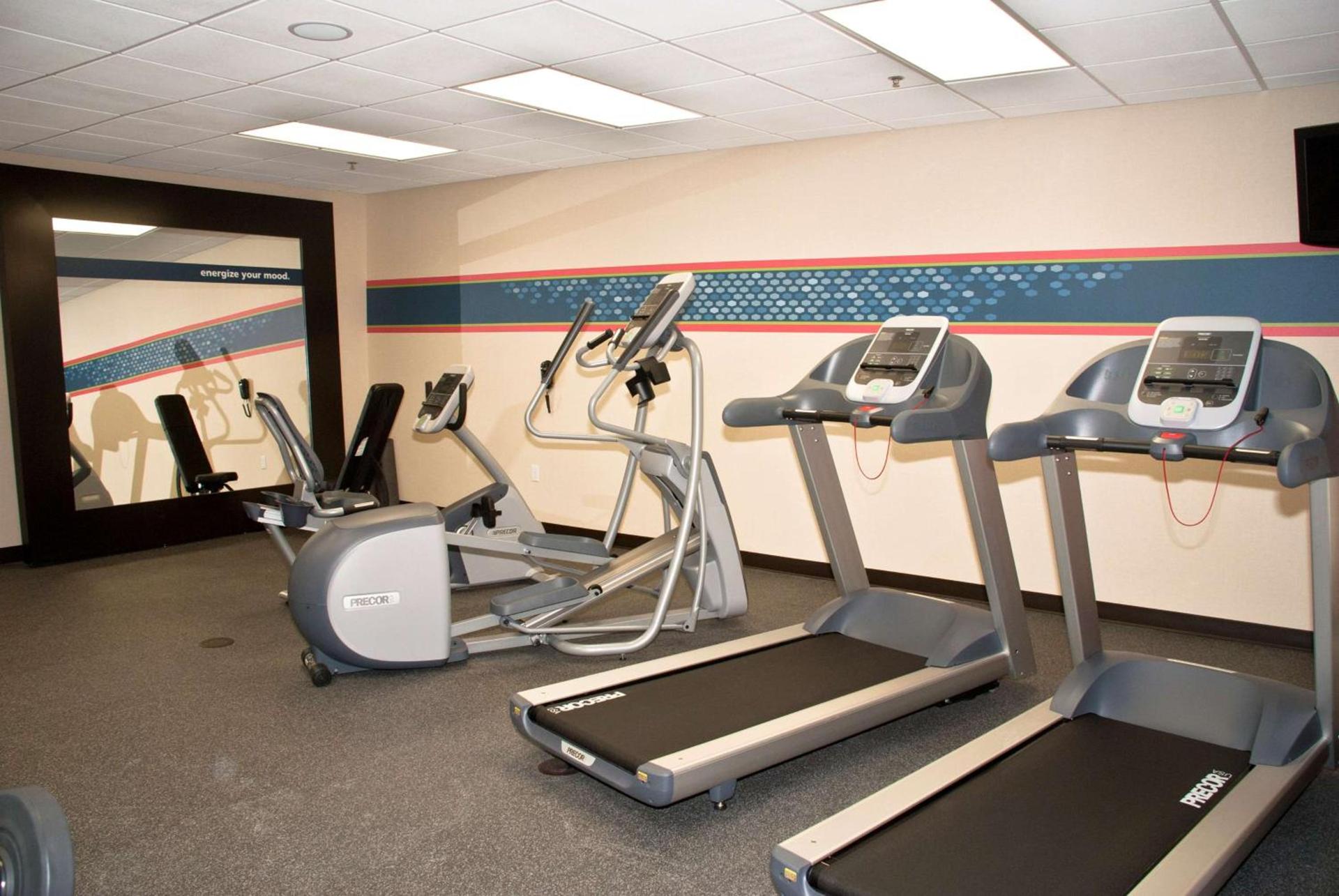 Hampton Inn Maumelle photo 18